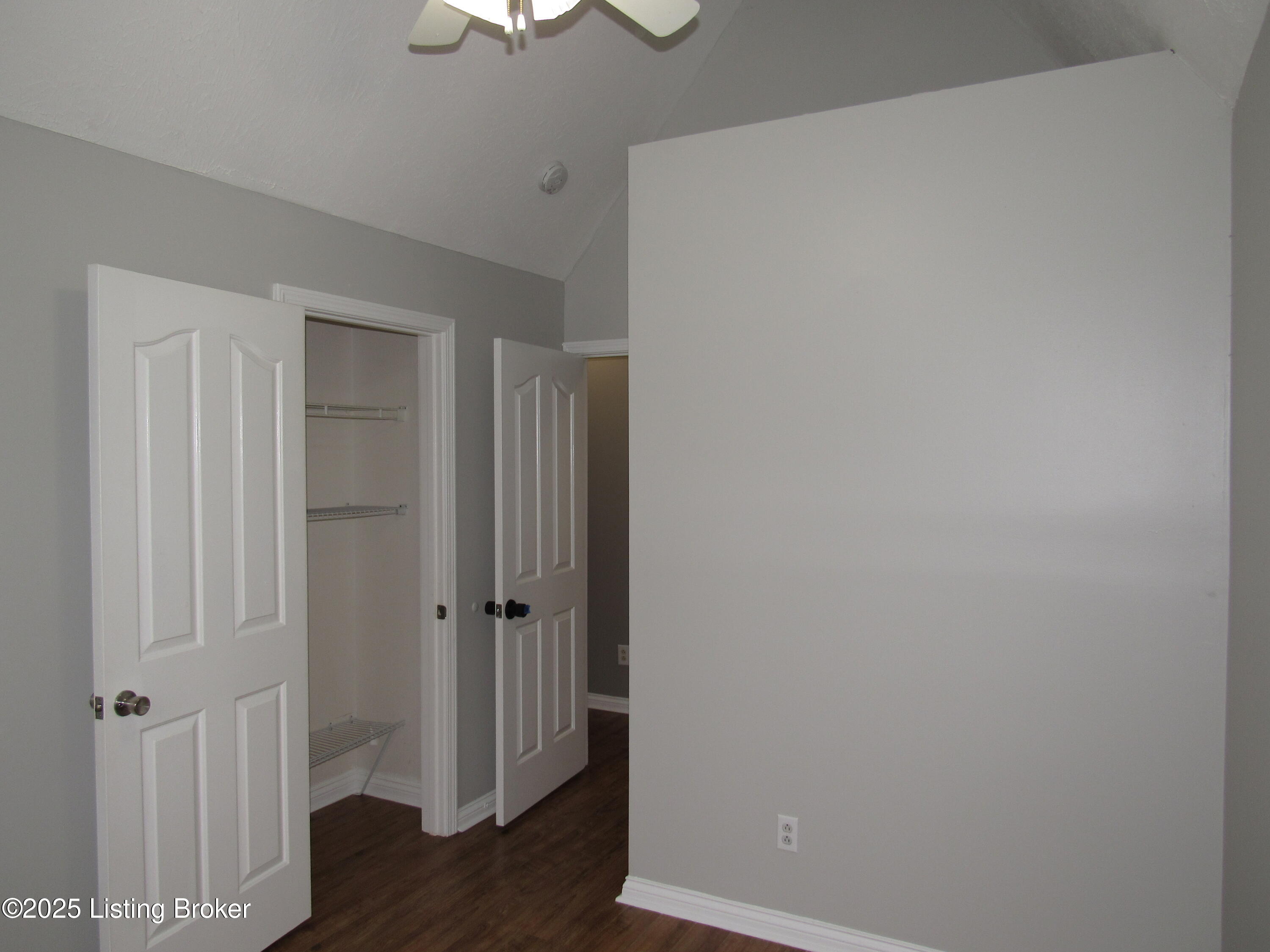 1253 Shepard Way