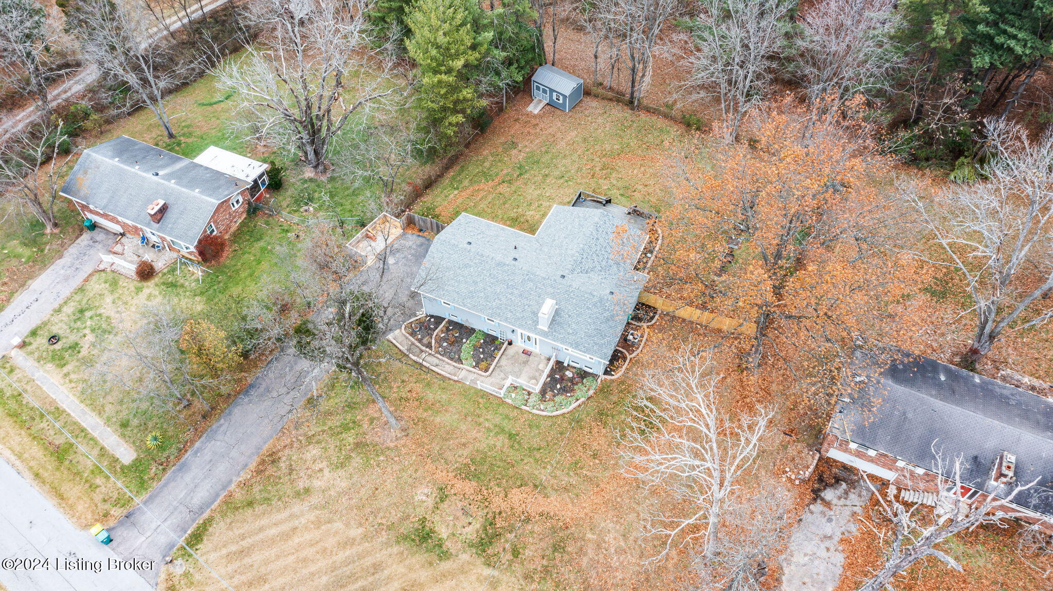 909 Seminole Rd
