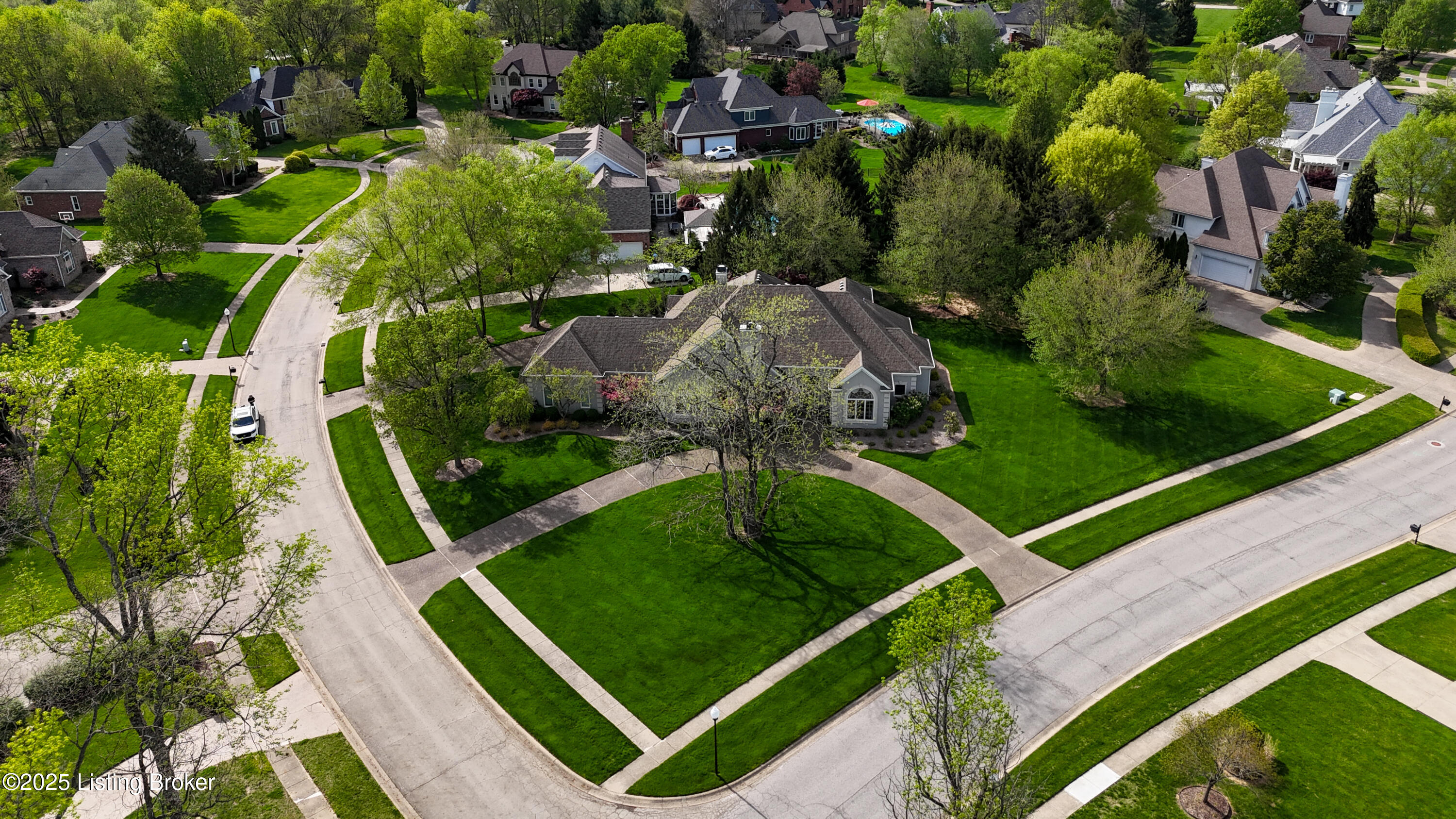 7104 Windham