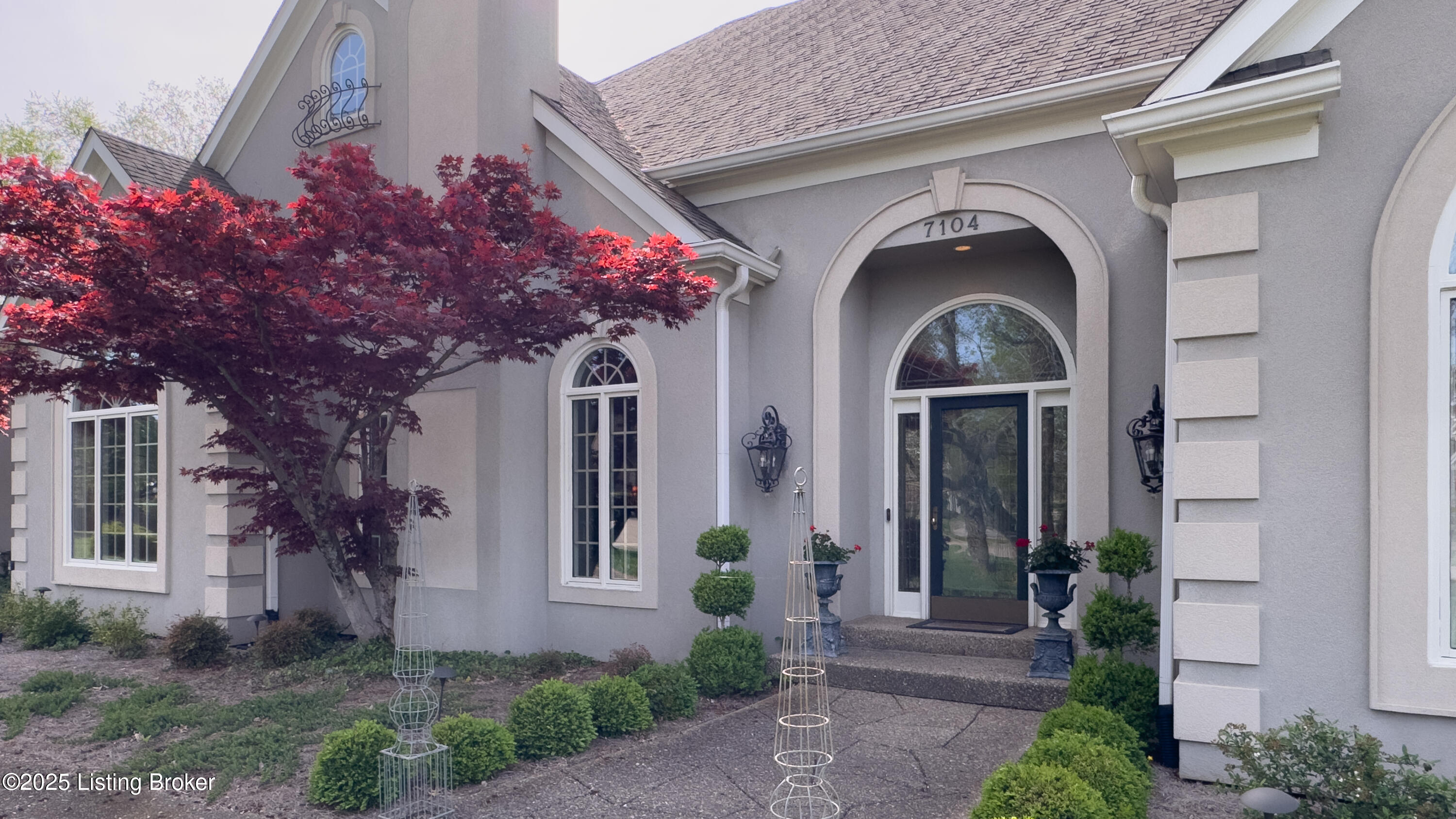 7104 Windham