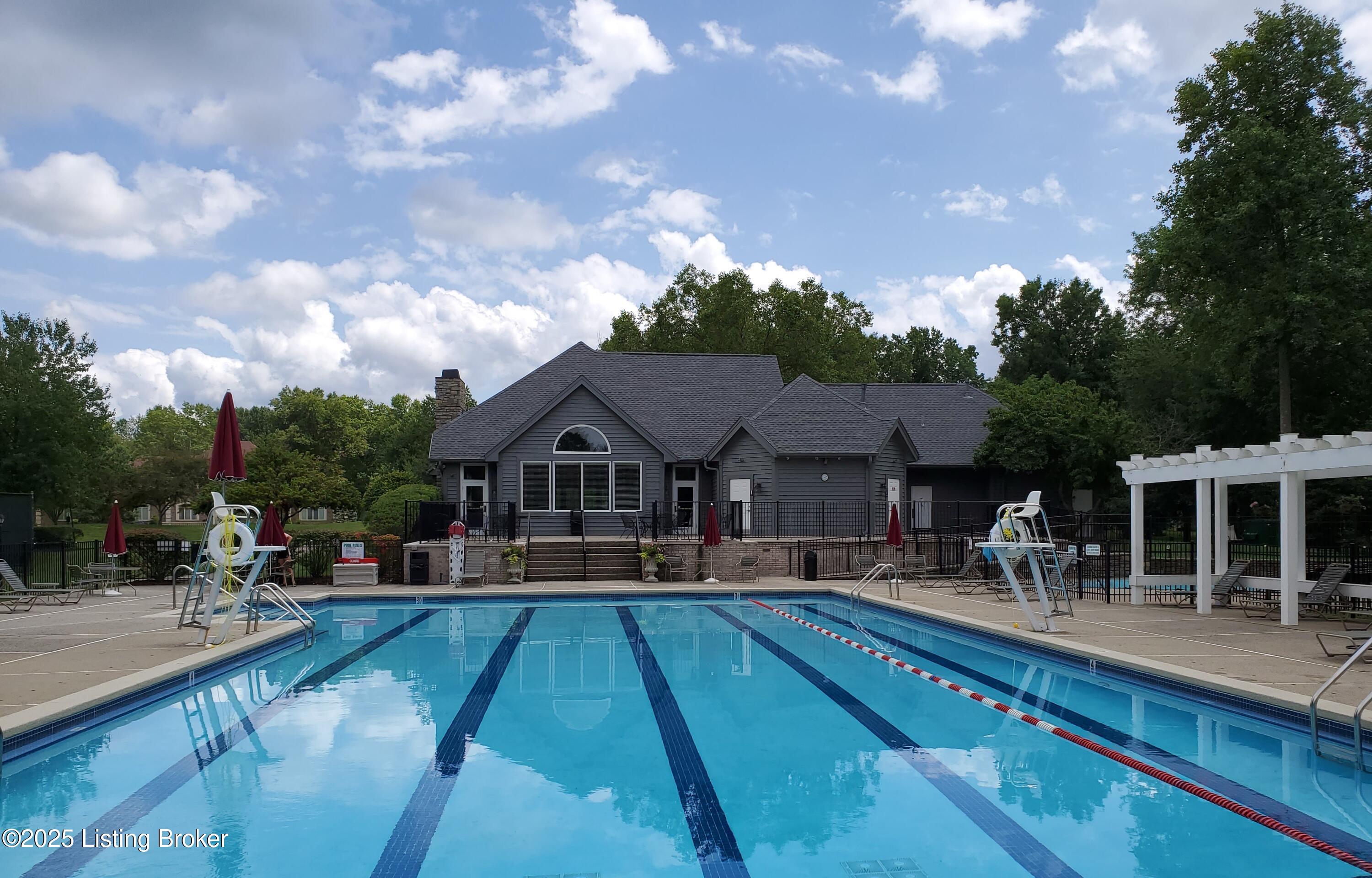 7104 Windham