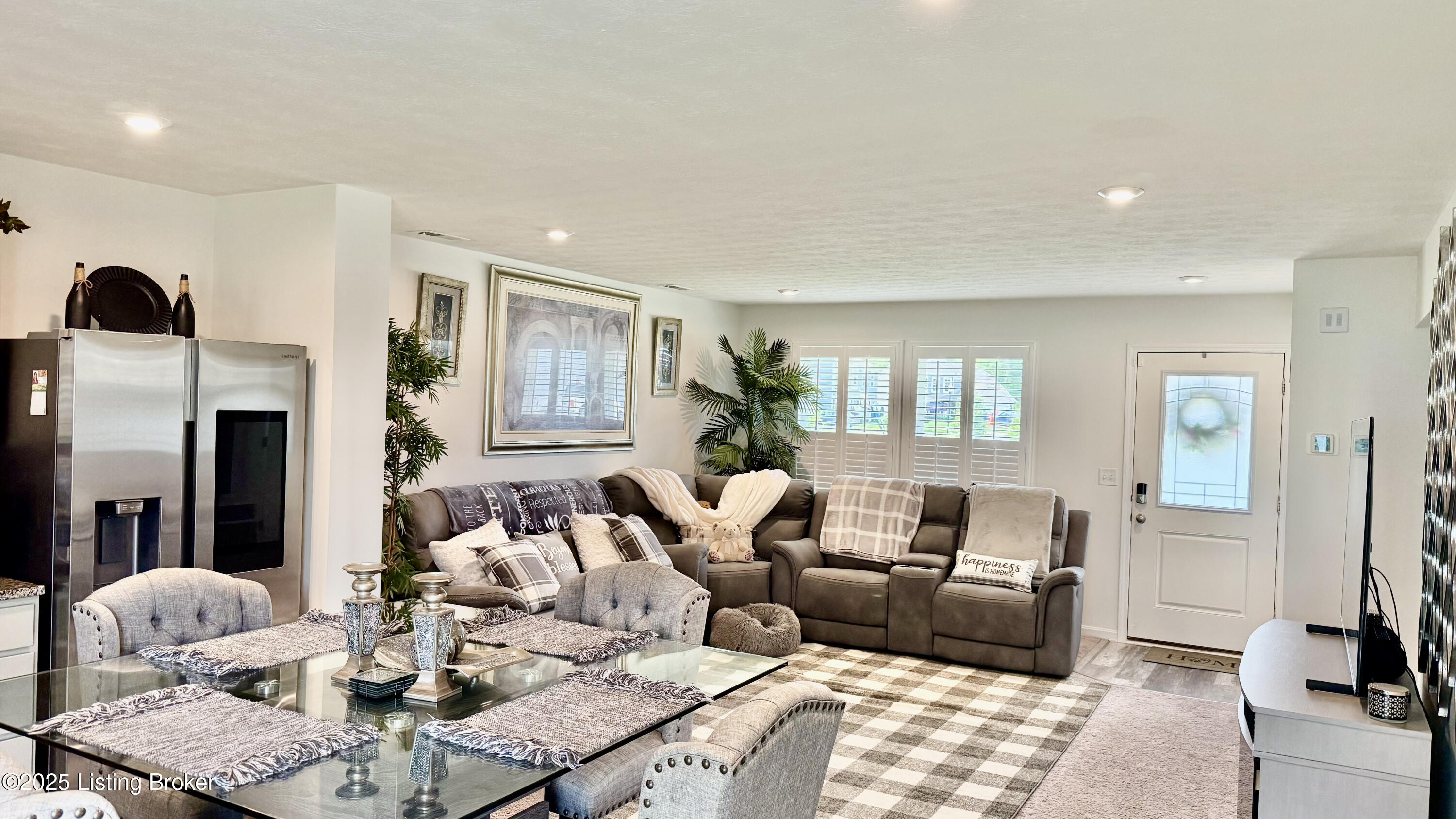 137 Sanctuary Dr