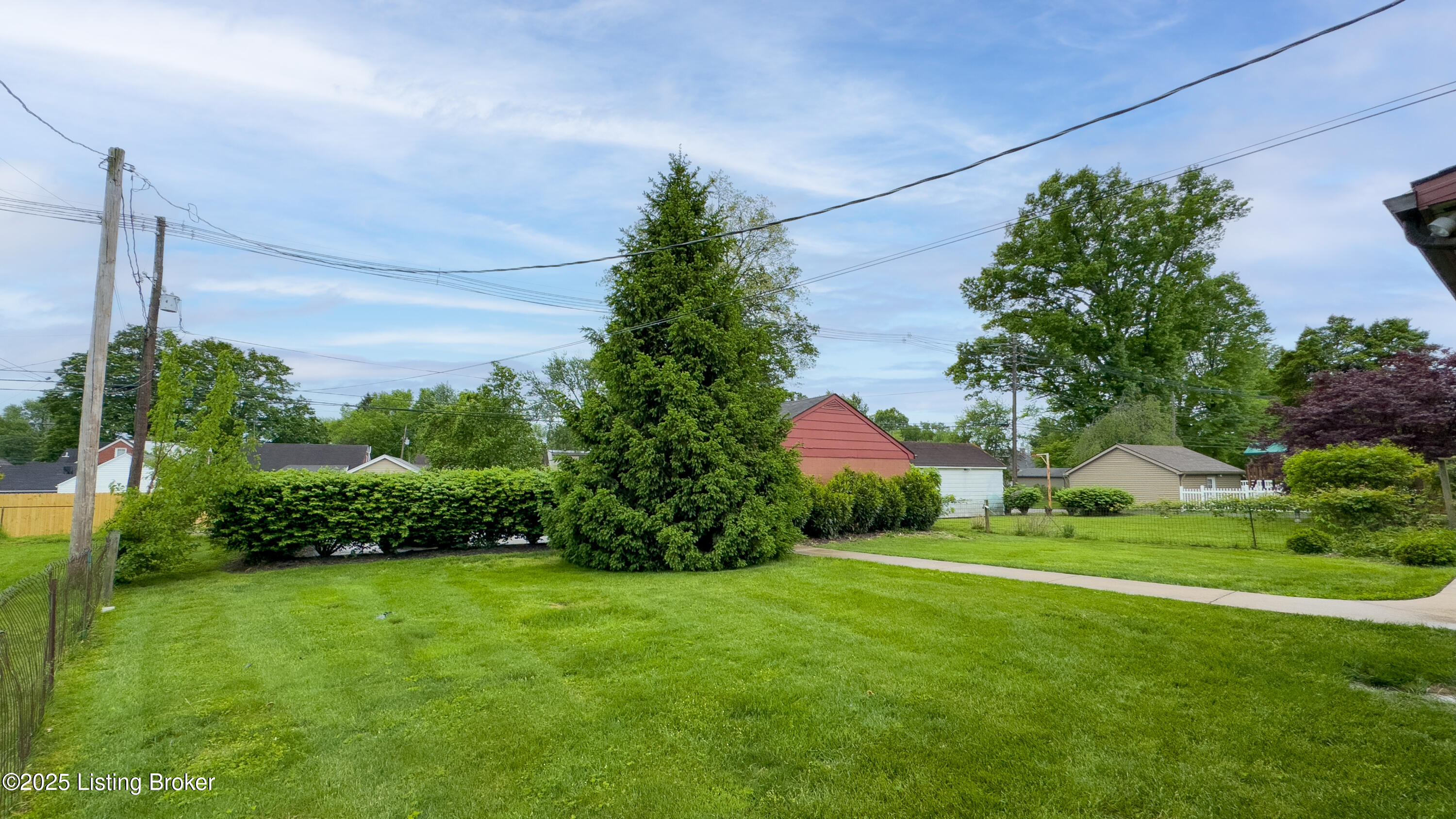 2664 Kings HWY