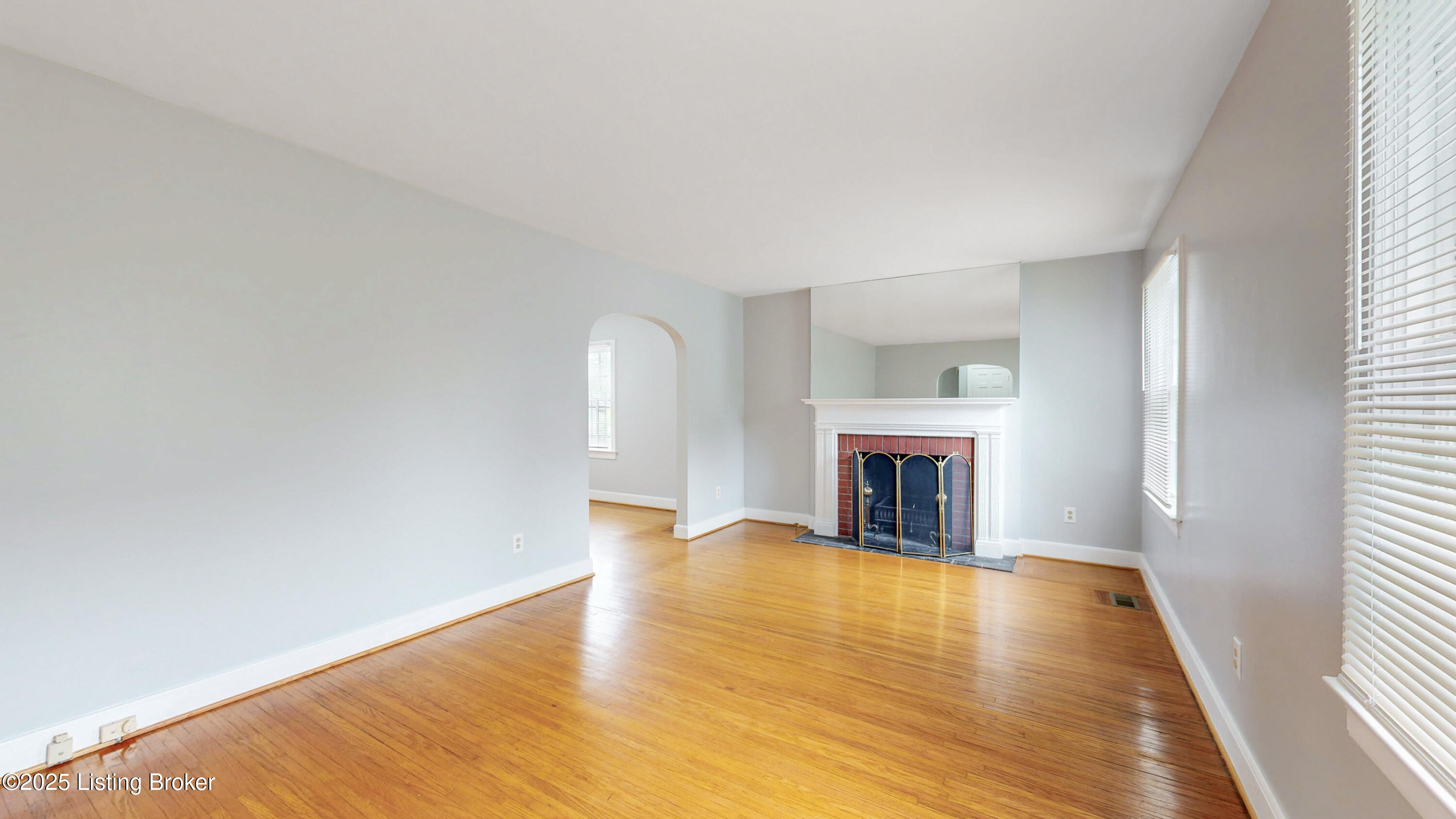 2664 Kings HWY