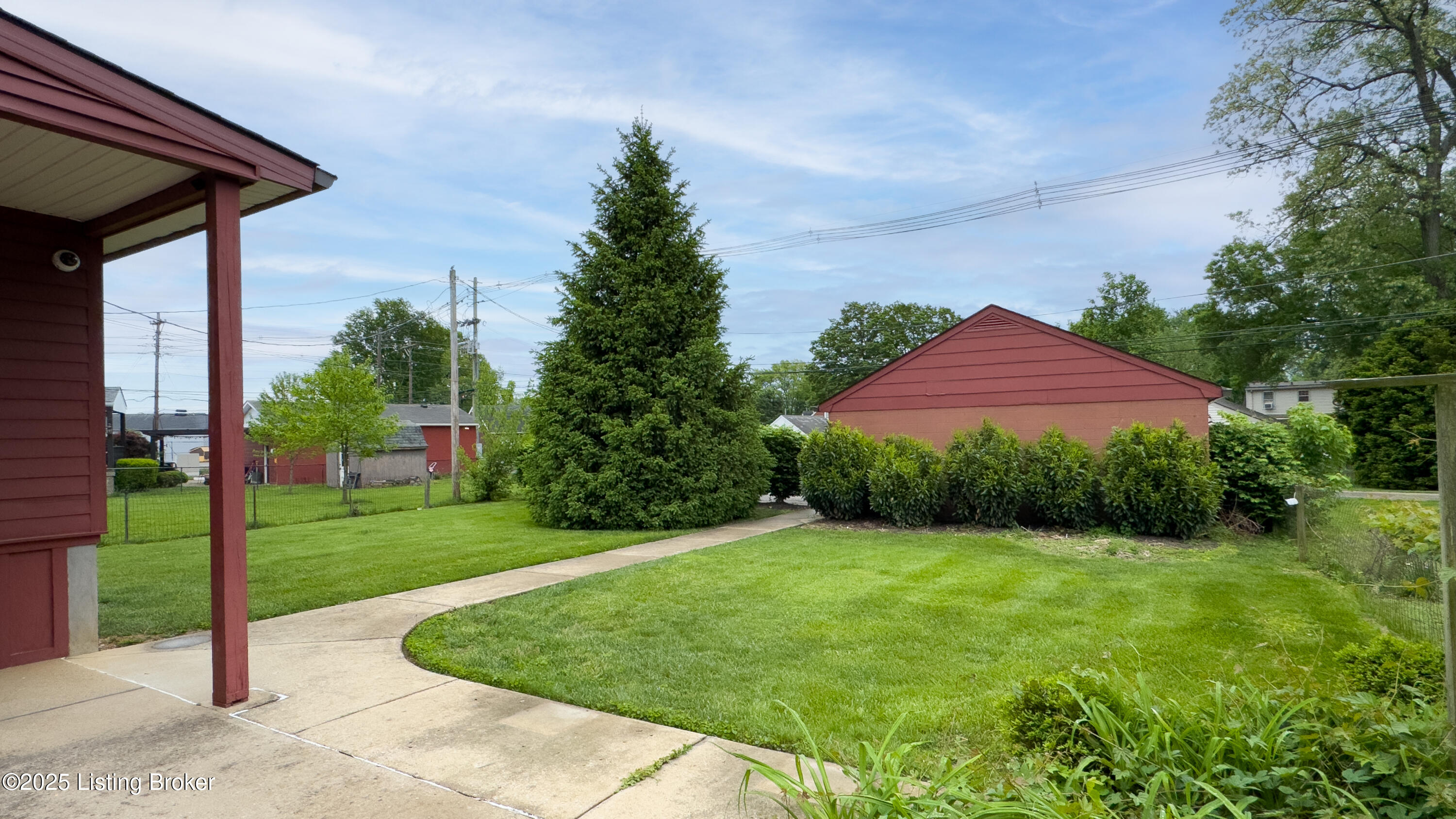 2664 Kings HWY