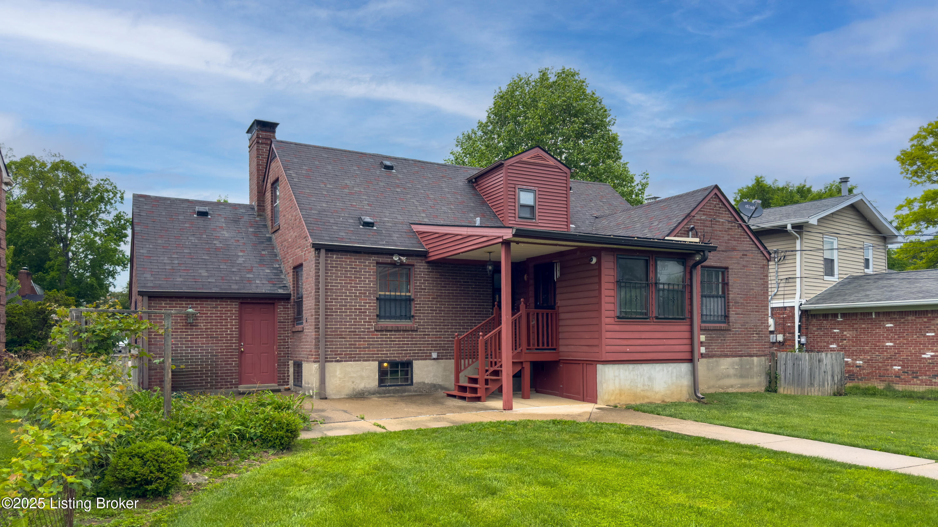 2664 Kings HWY