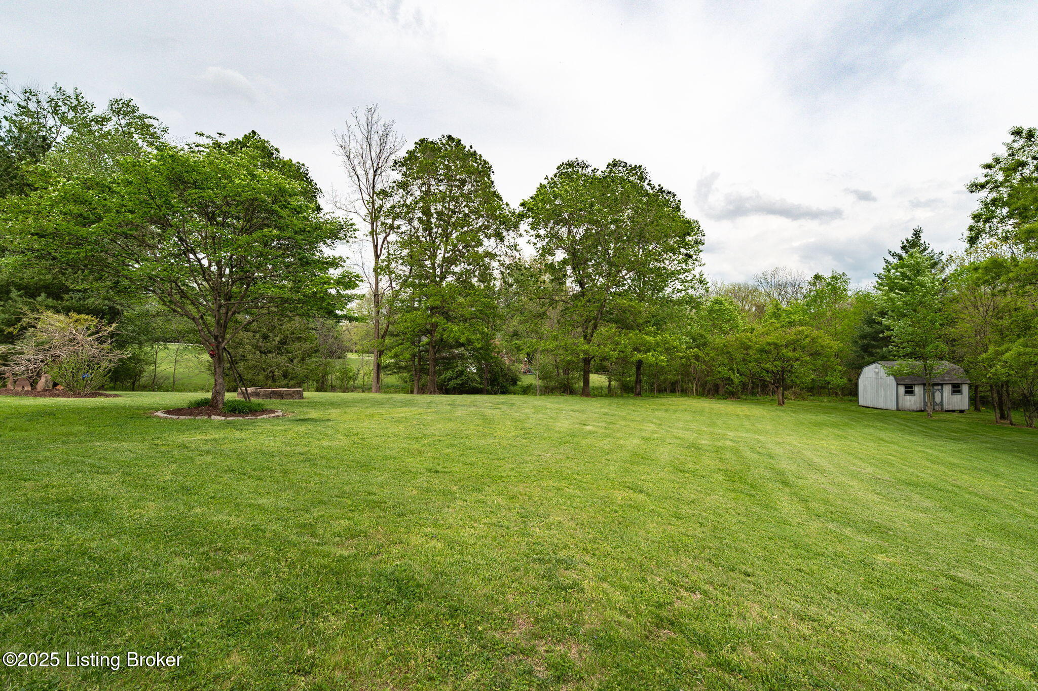 5707 Blueberry Dr