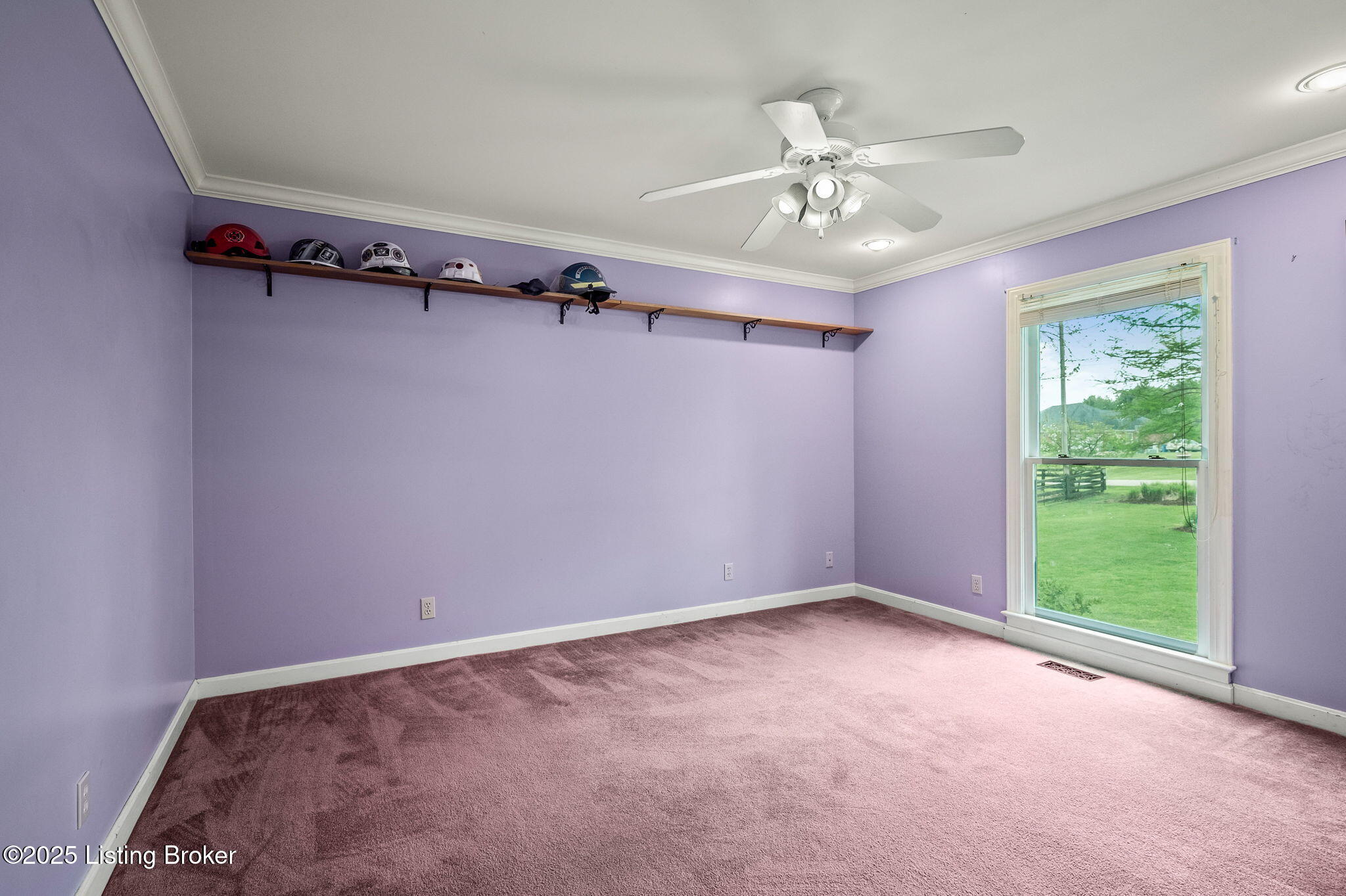 5707 Blueberry Dr