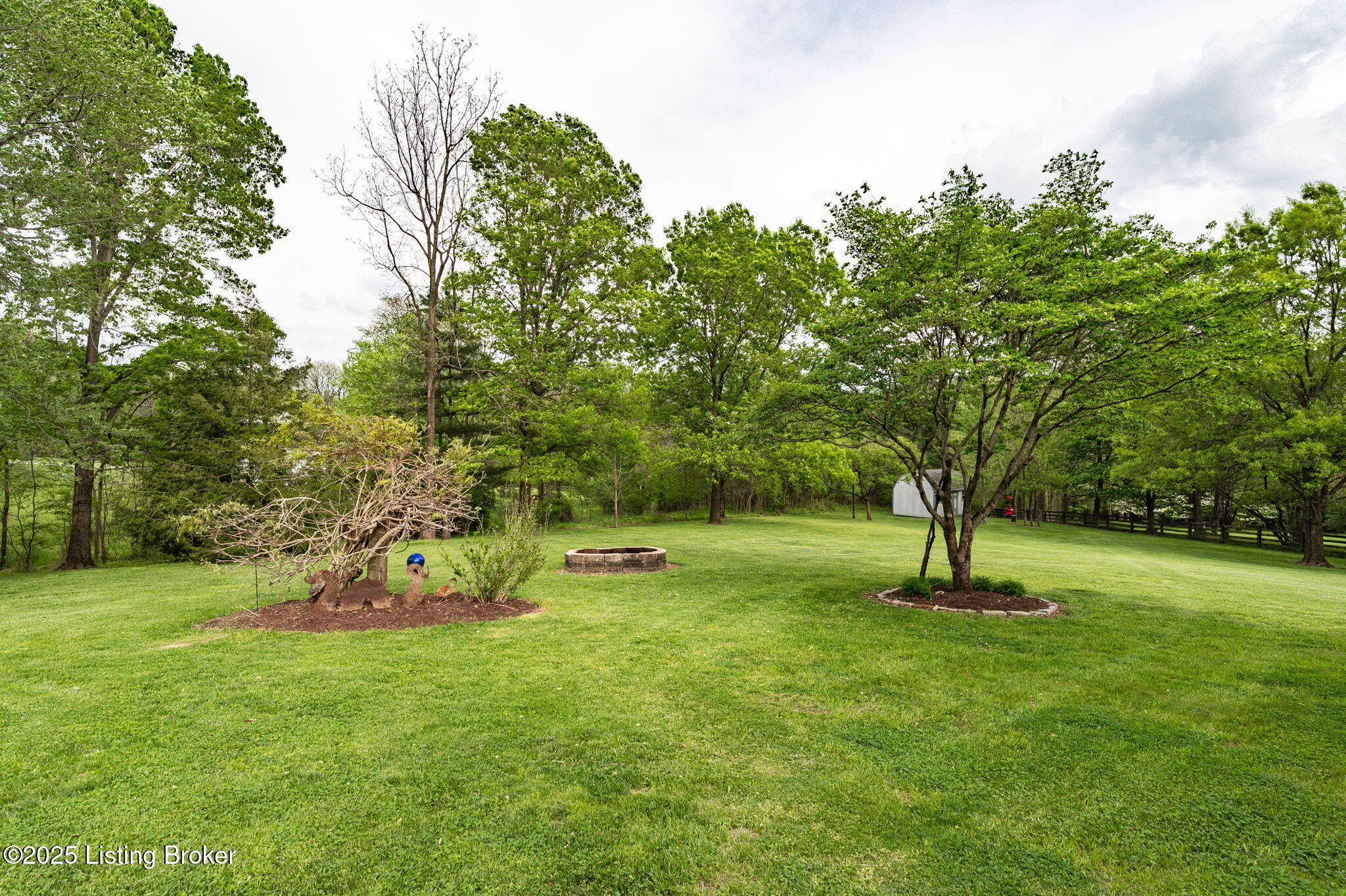 5707 Blueberry Dr