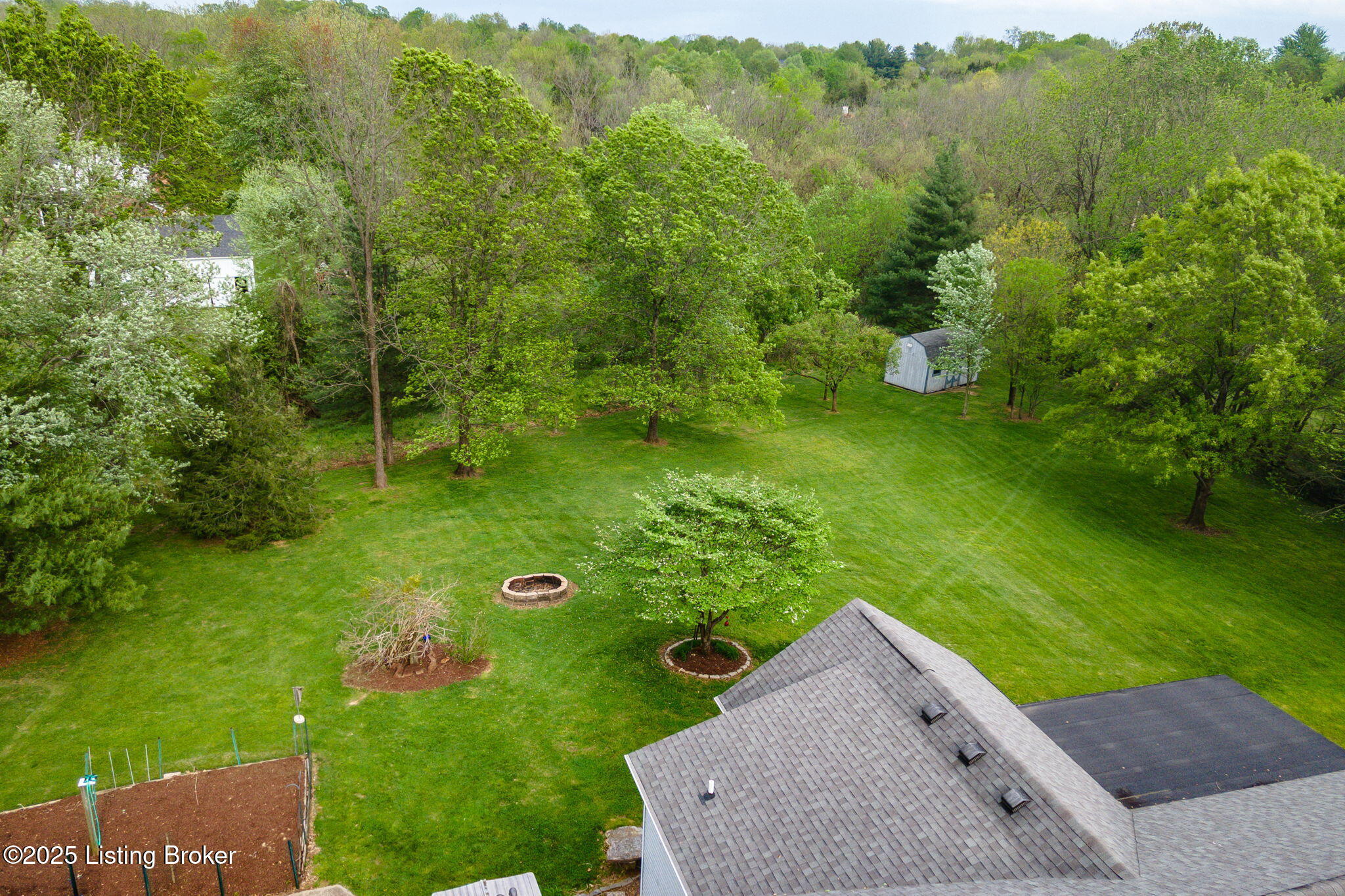 5707 Blueberry Dr