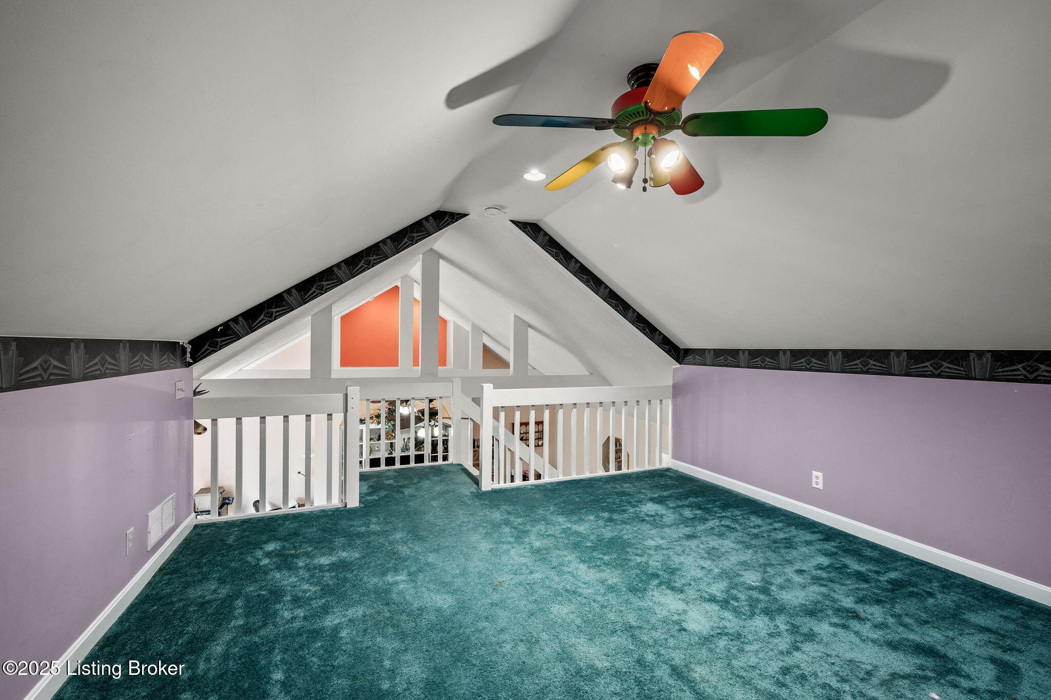 5707 Blueberry Dr