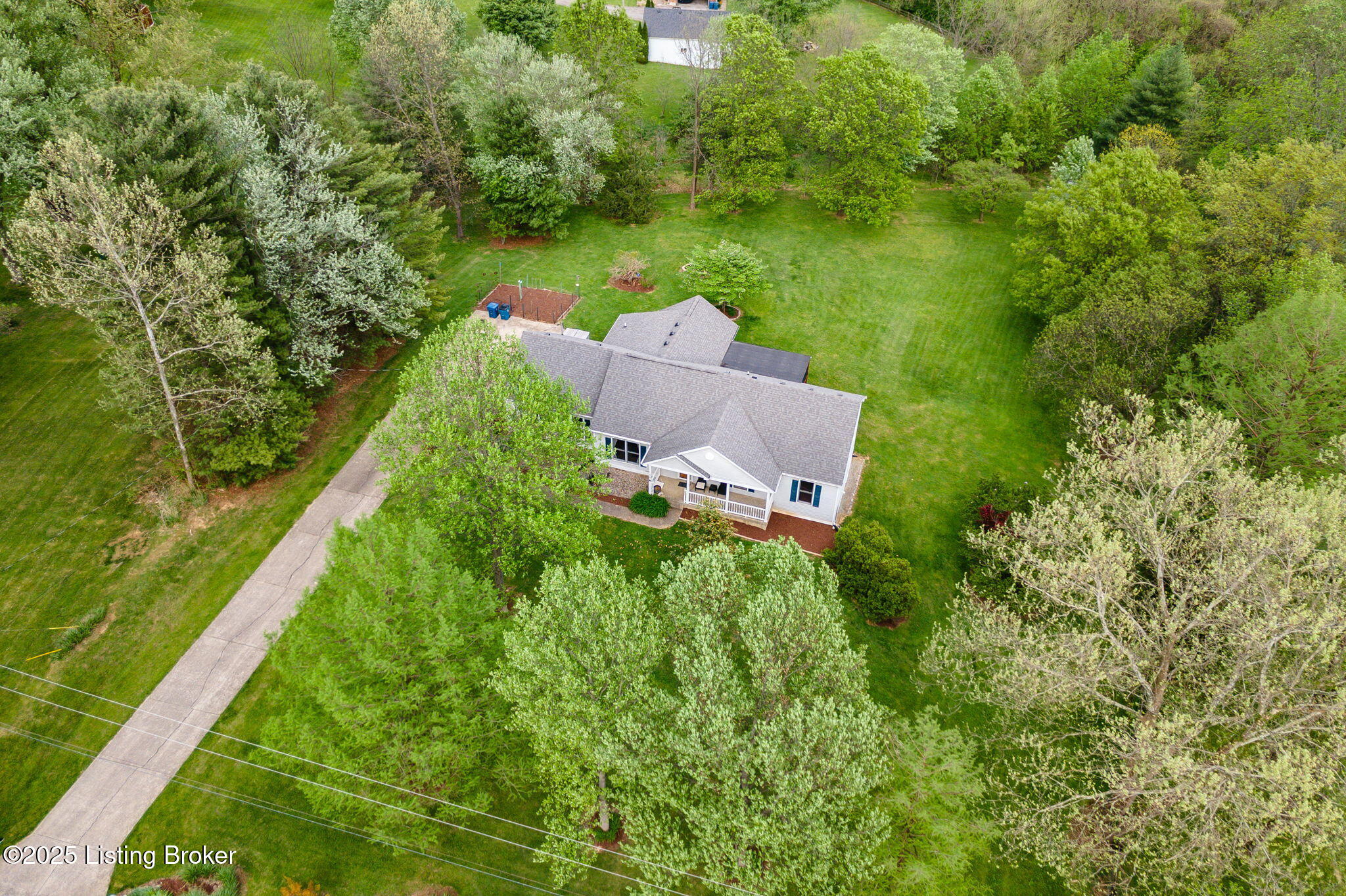5707 Blueberry Dr