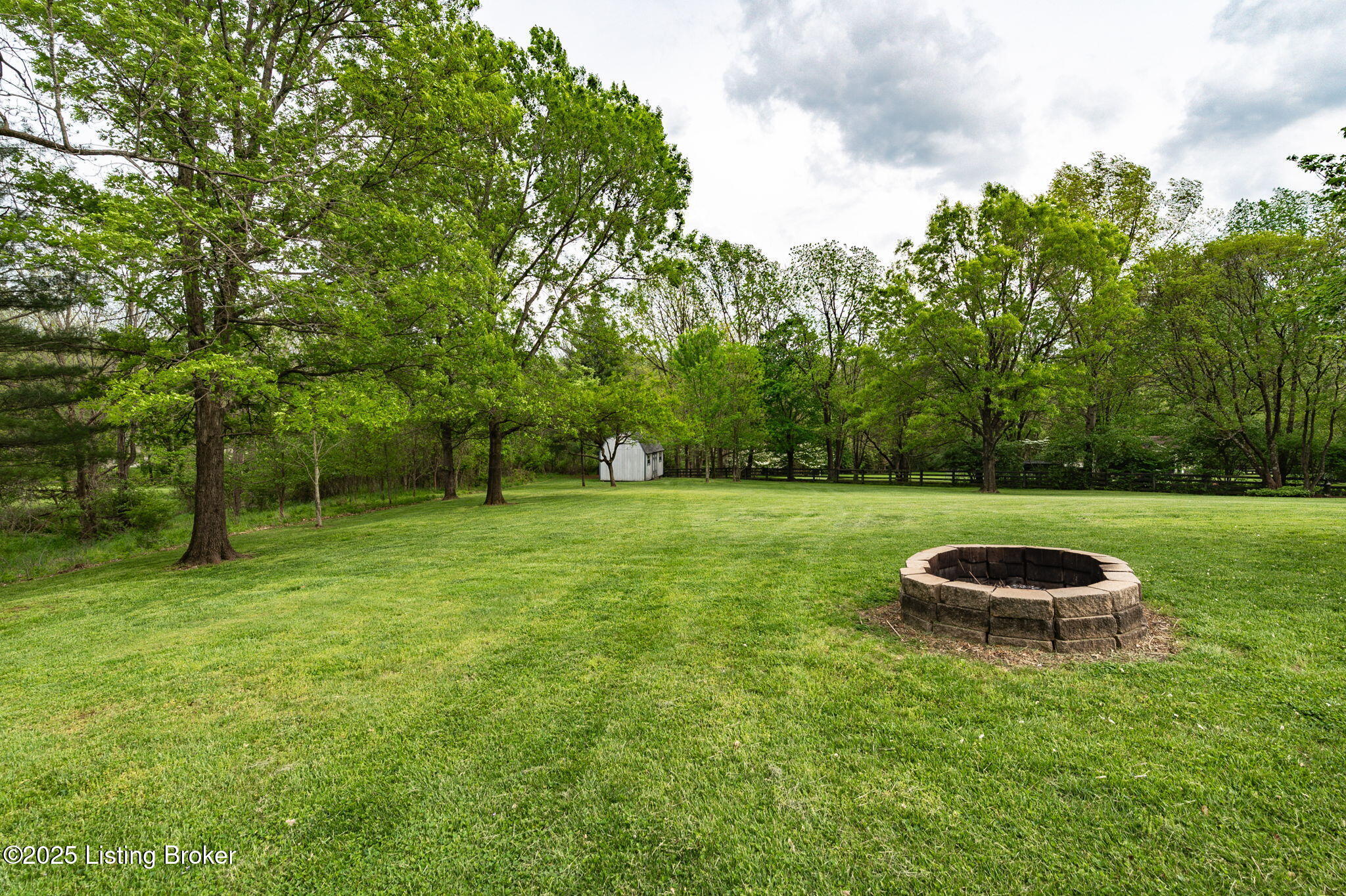 5707 Blueberry Dr