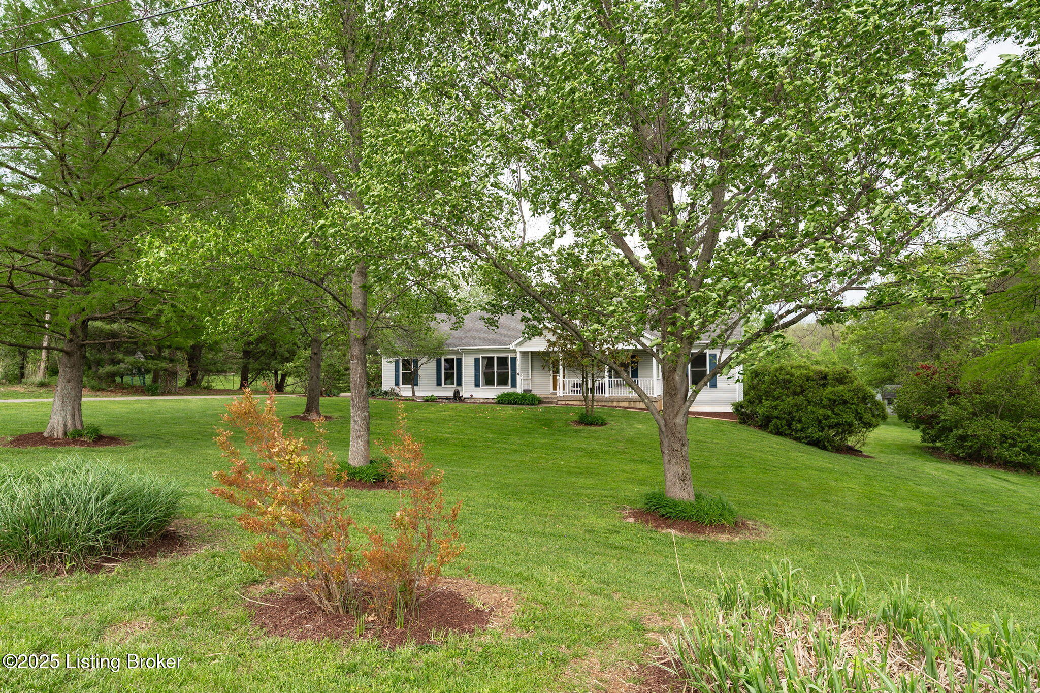 5707 Blueberry Dr
