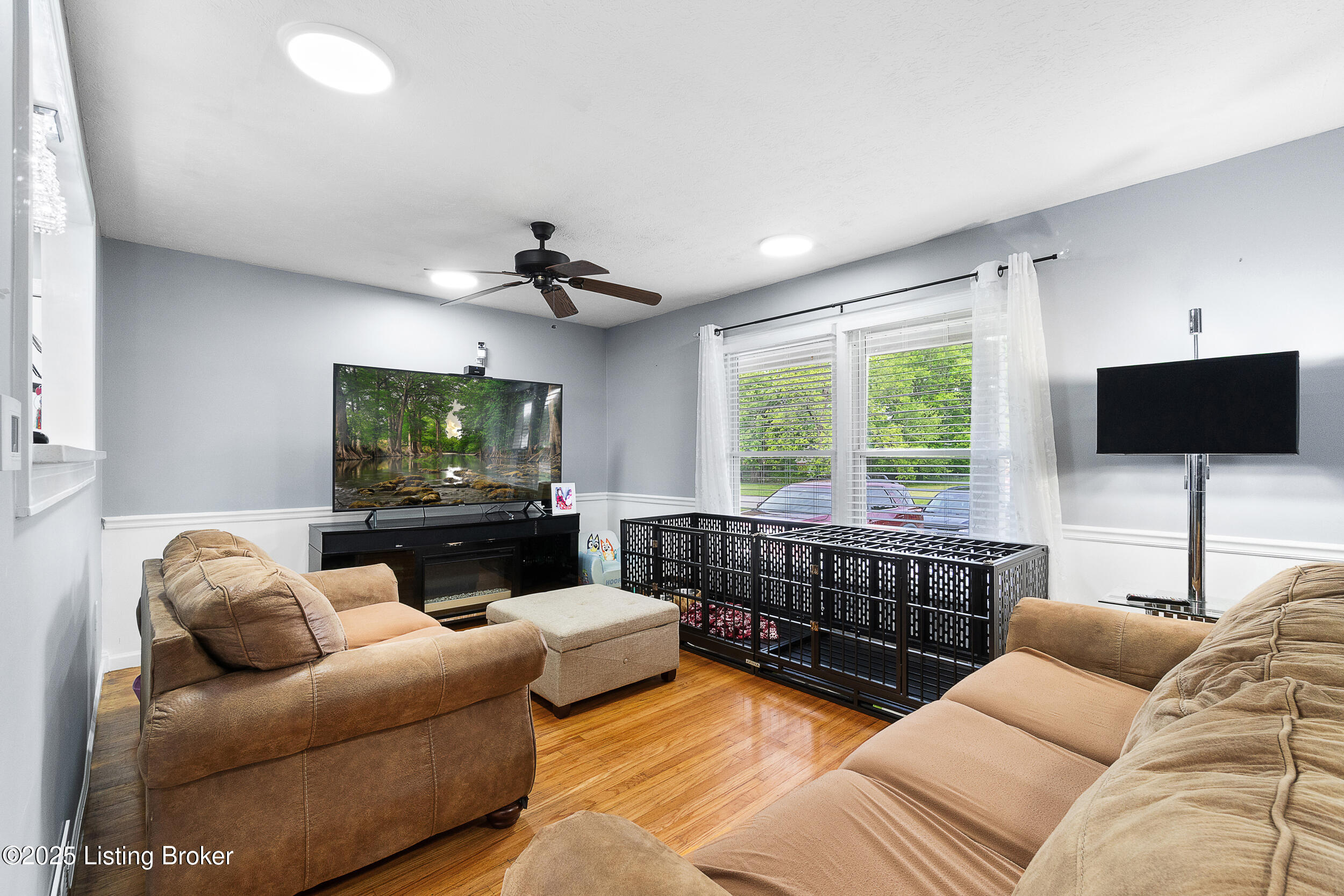 7208 Sky Blue Ave