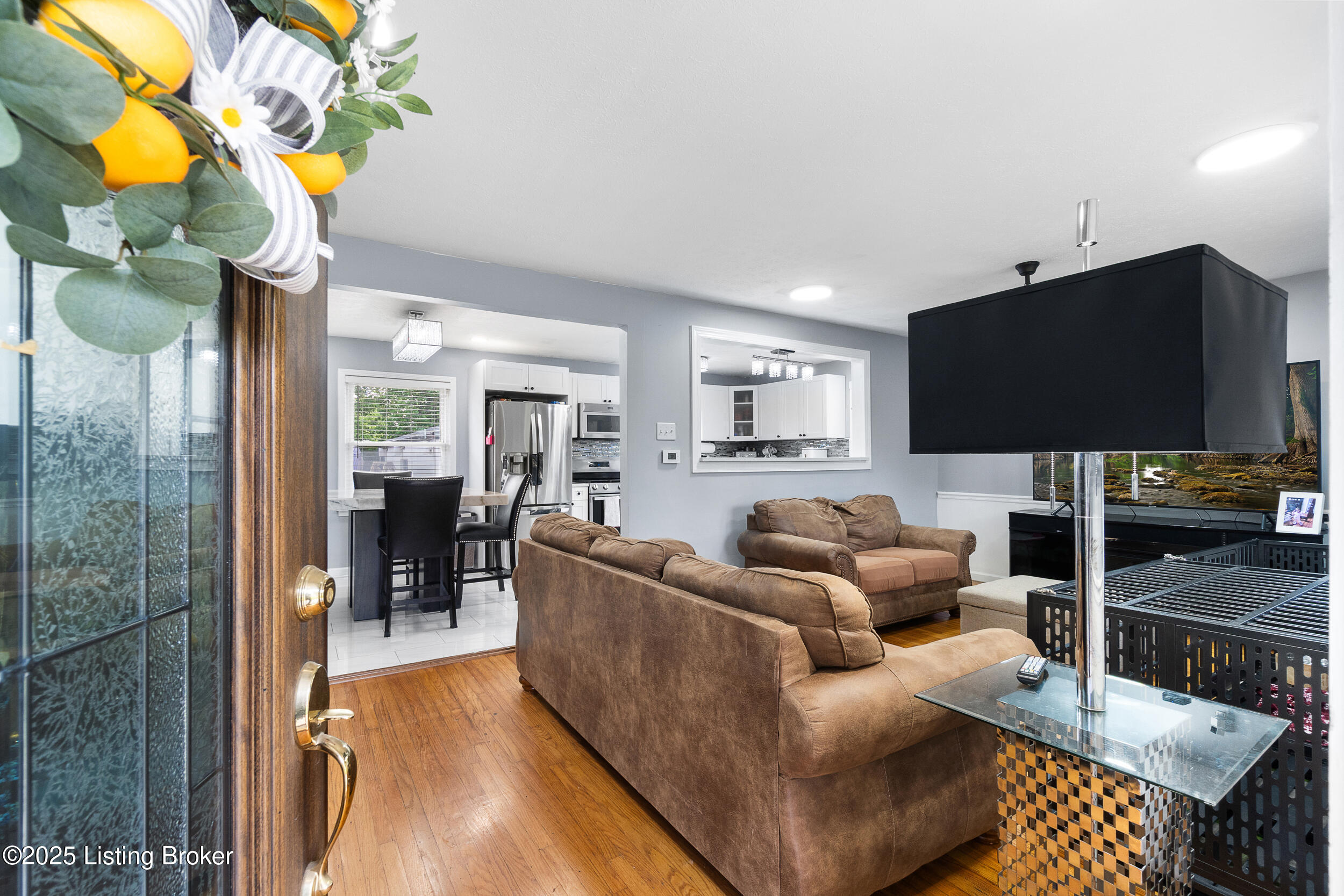 7208 Sky Blue Ave
