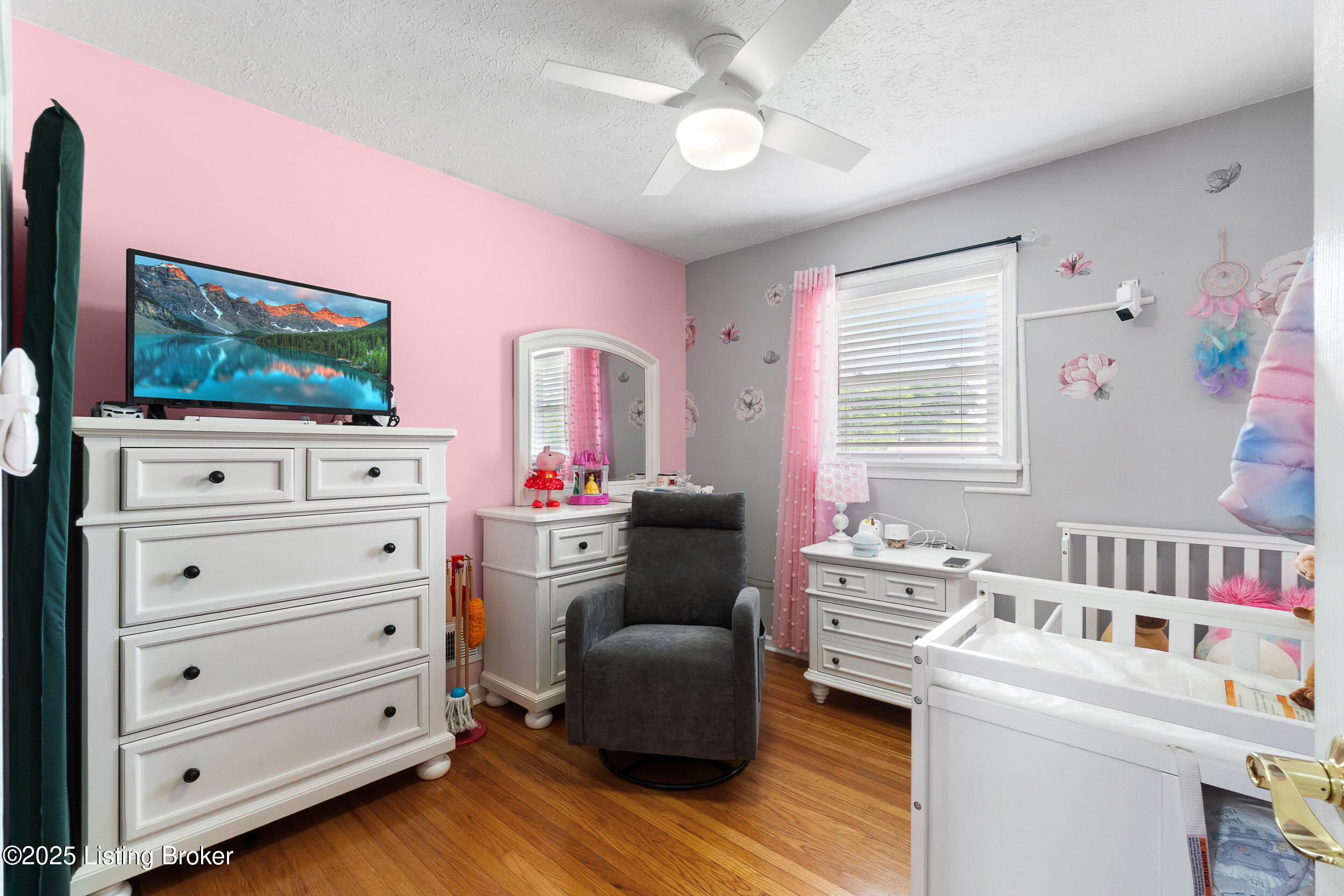 7208 Sky Blue Ave