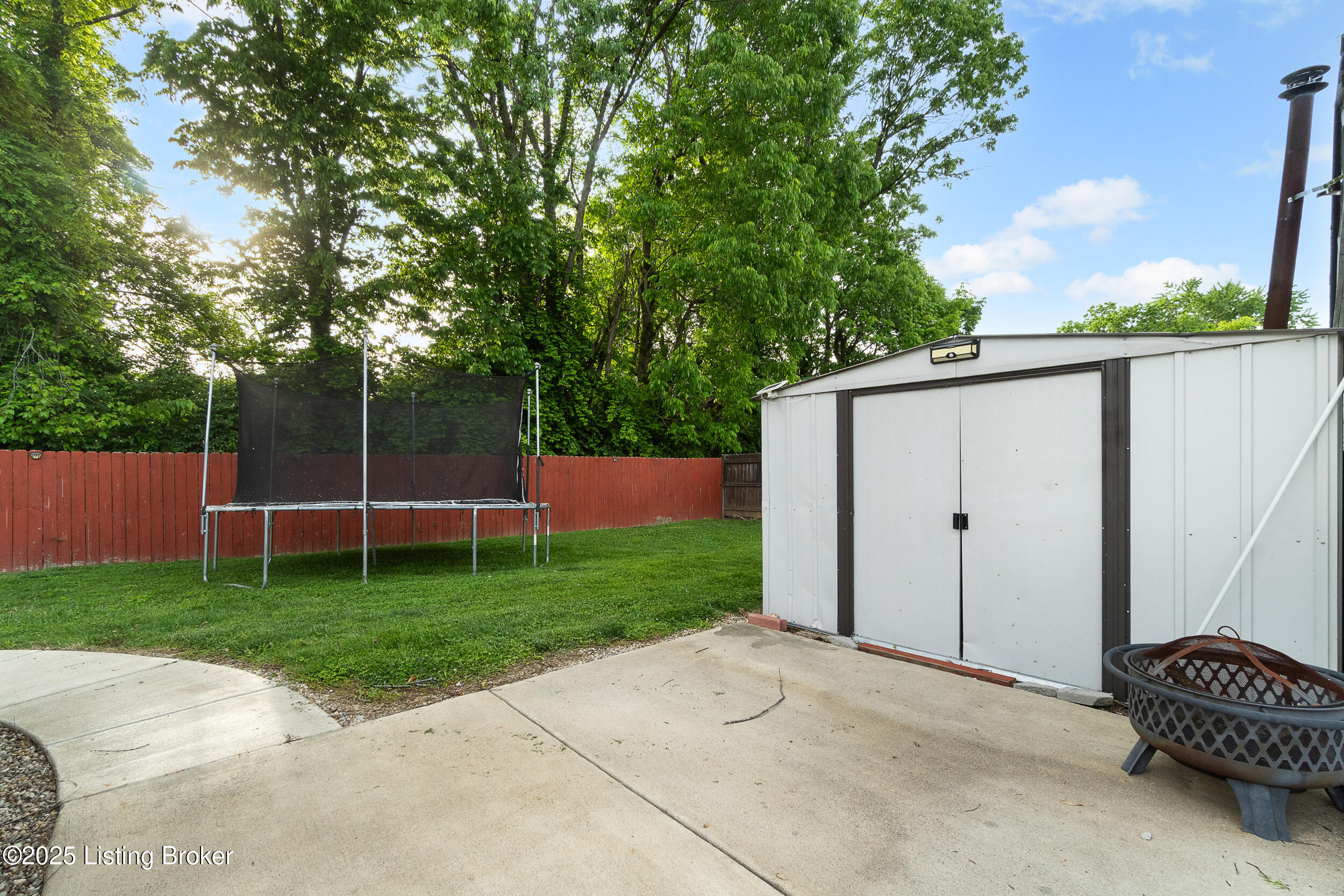 7208 Sky Blue Ave