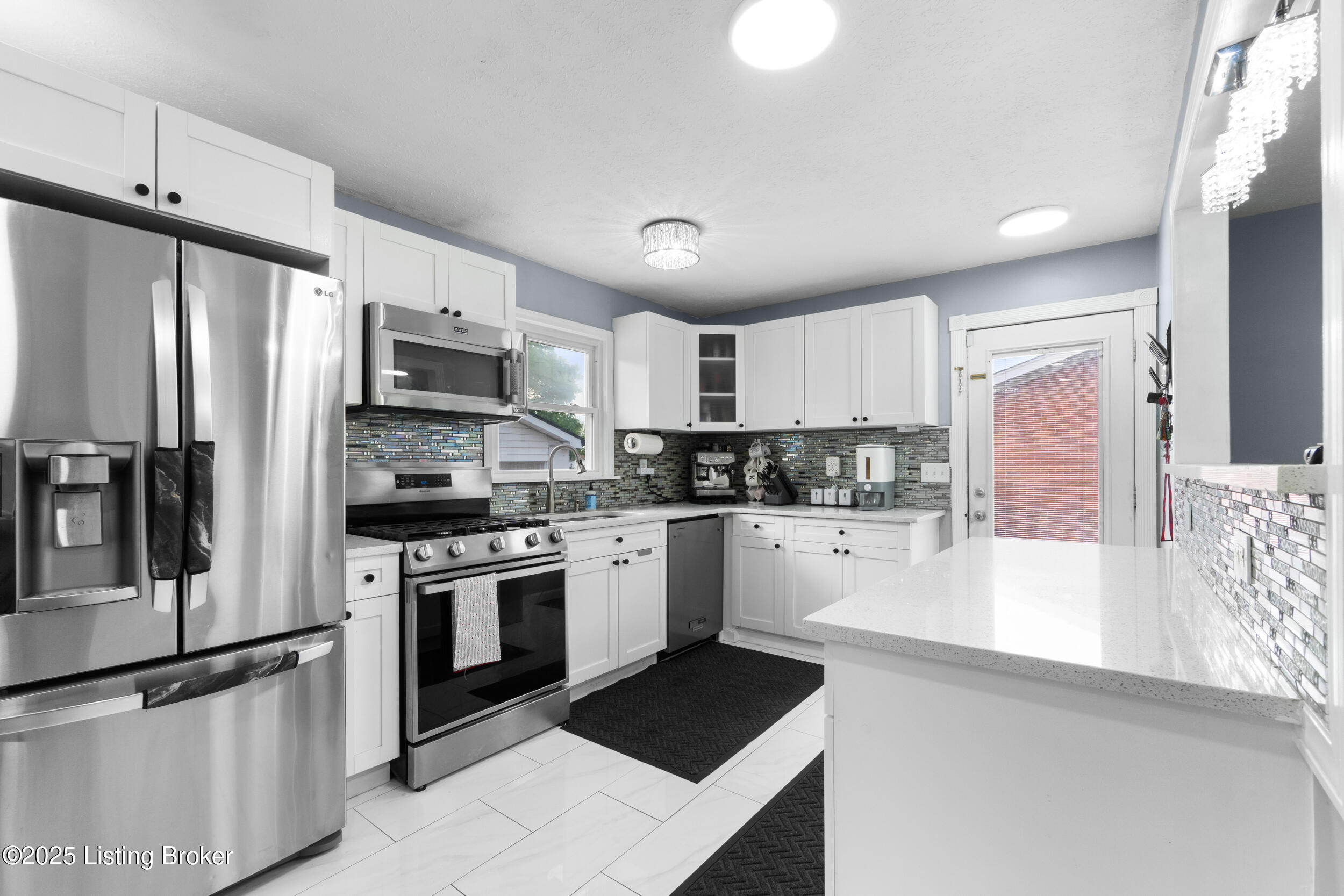 7208 Sky Blue Ave
