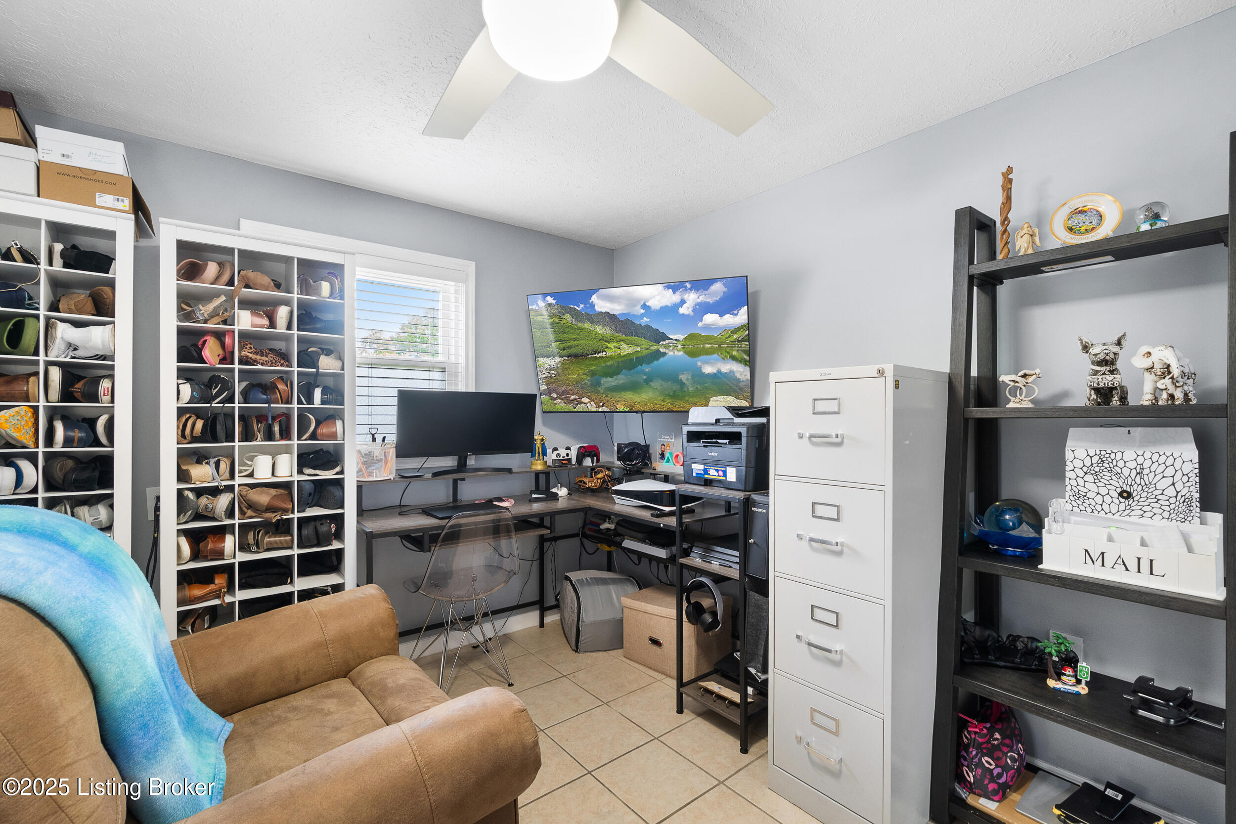 7208 Sky Blue Ave