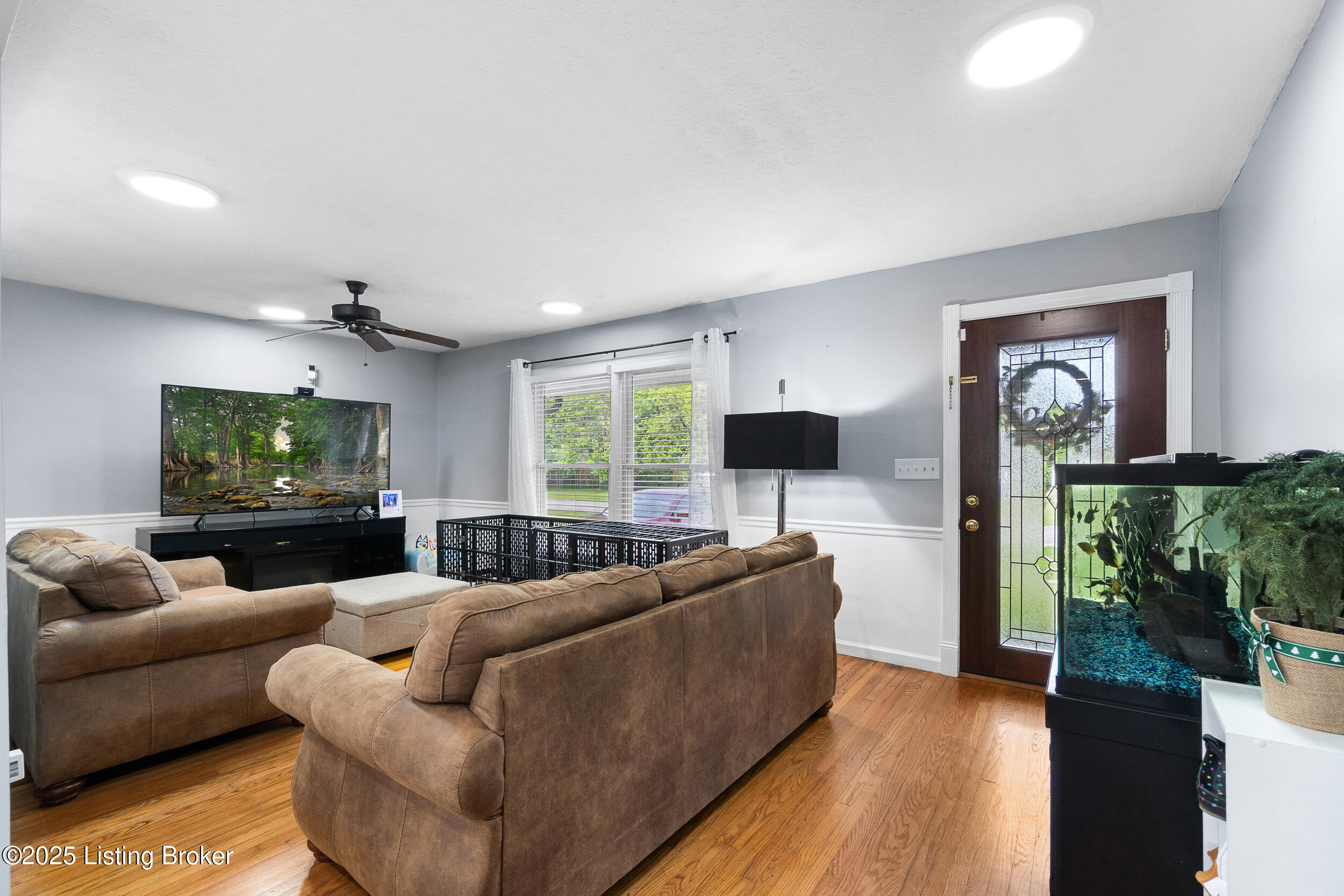 7208 Sky Blue Ave