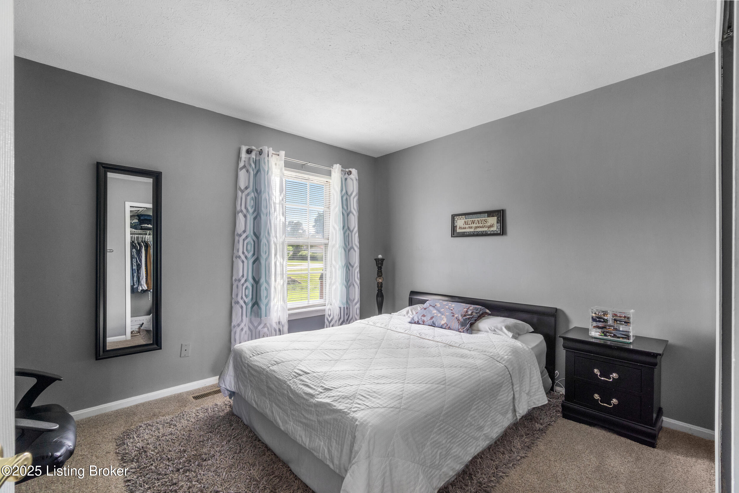 9509 Balance Ln