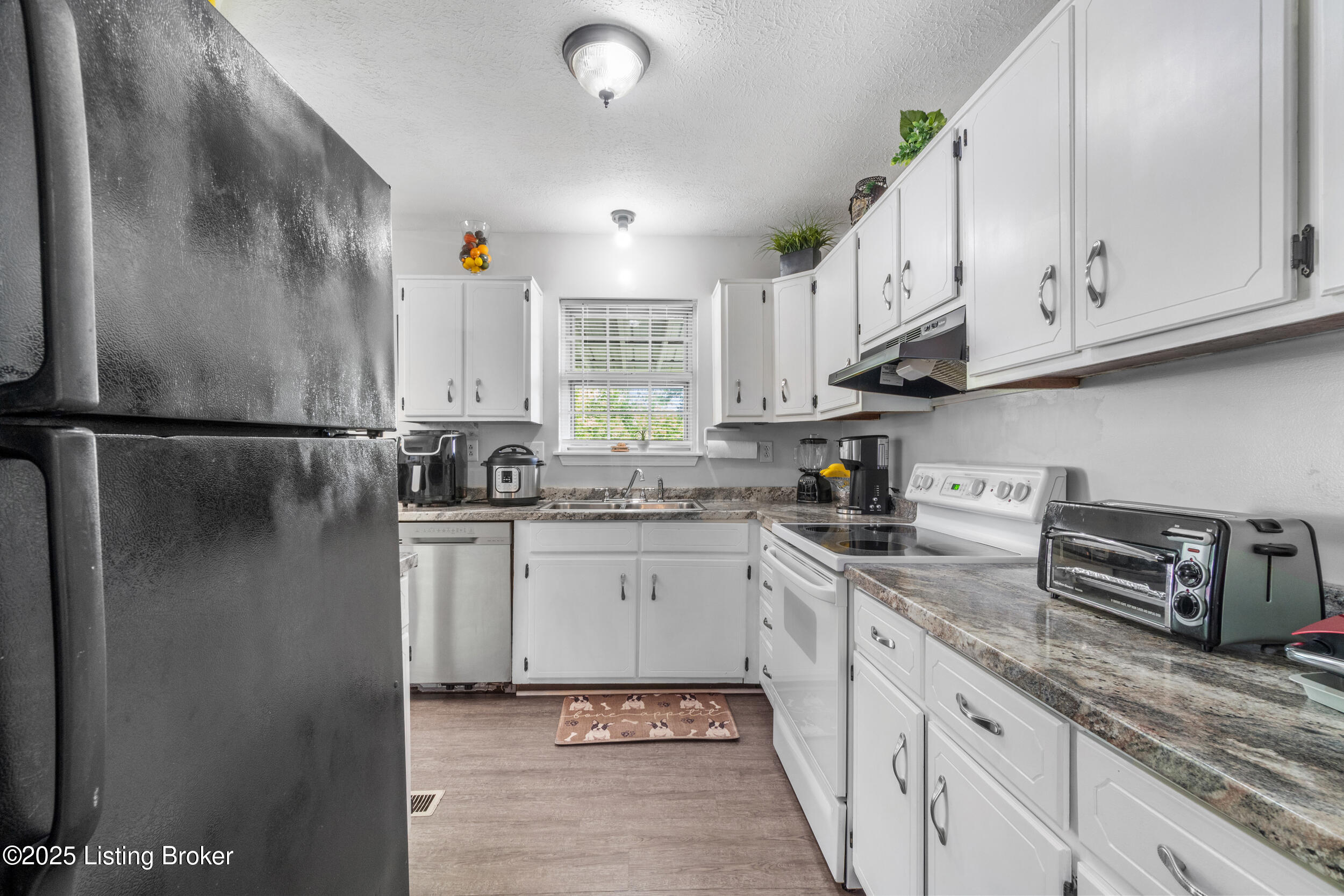 9509 Balance Ln