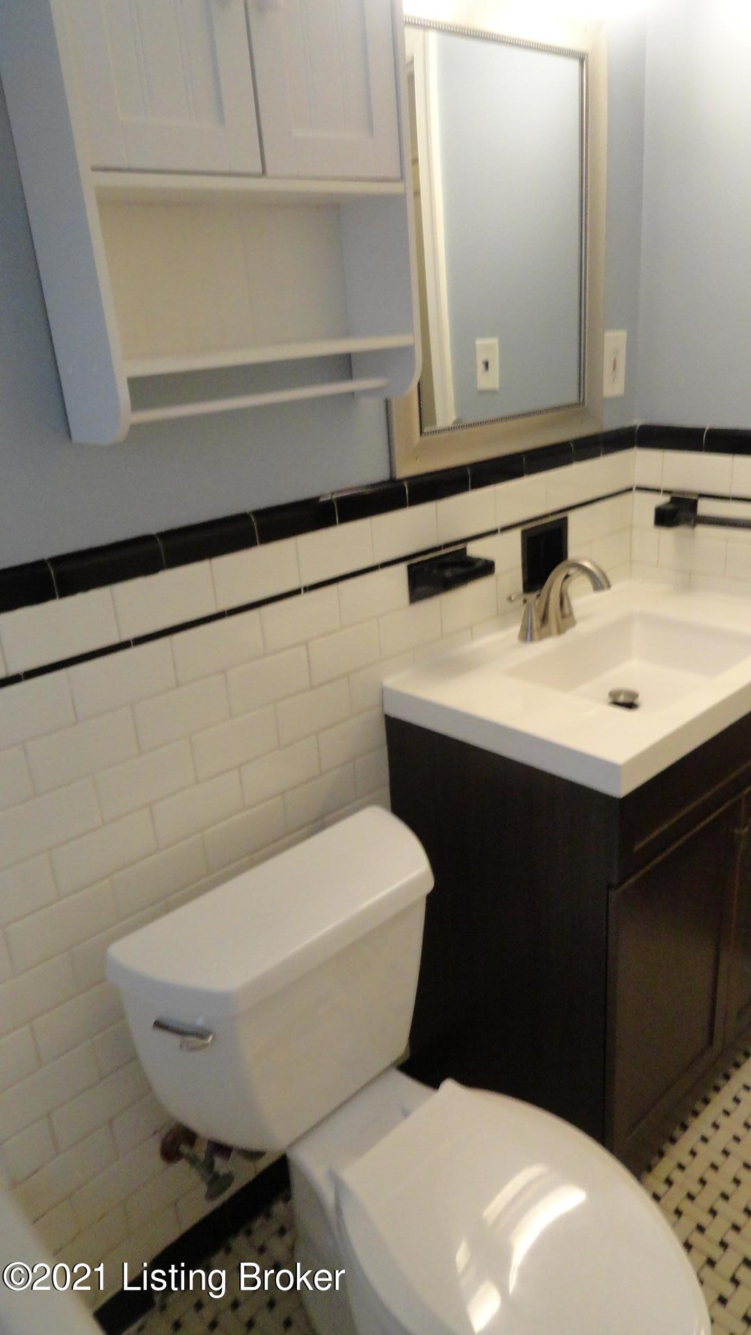 127 Kennedy Ave 2