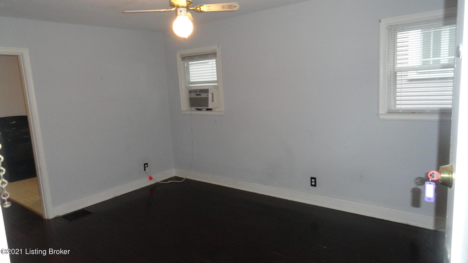 127 Kennedy Ave 2