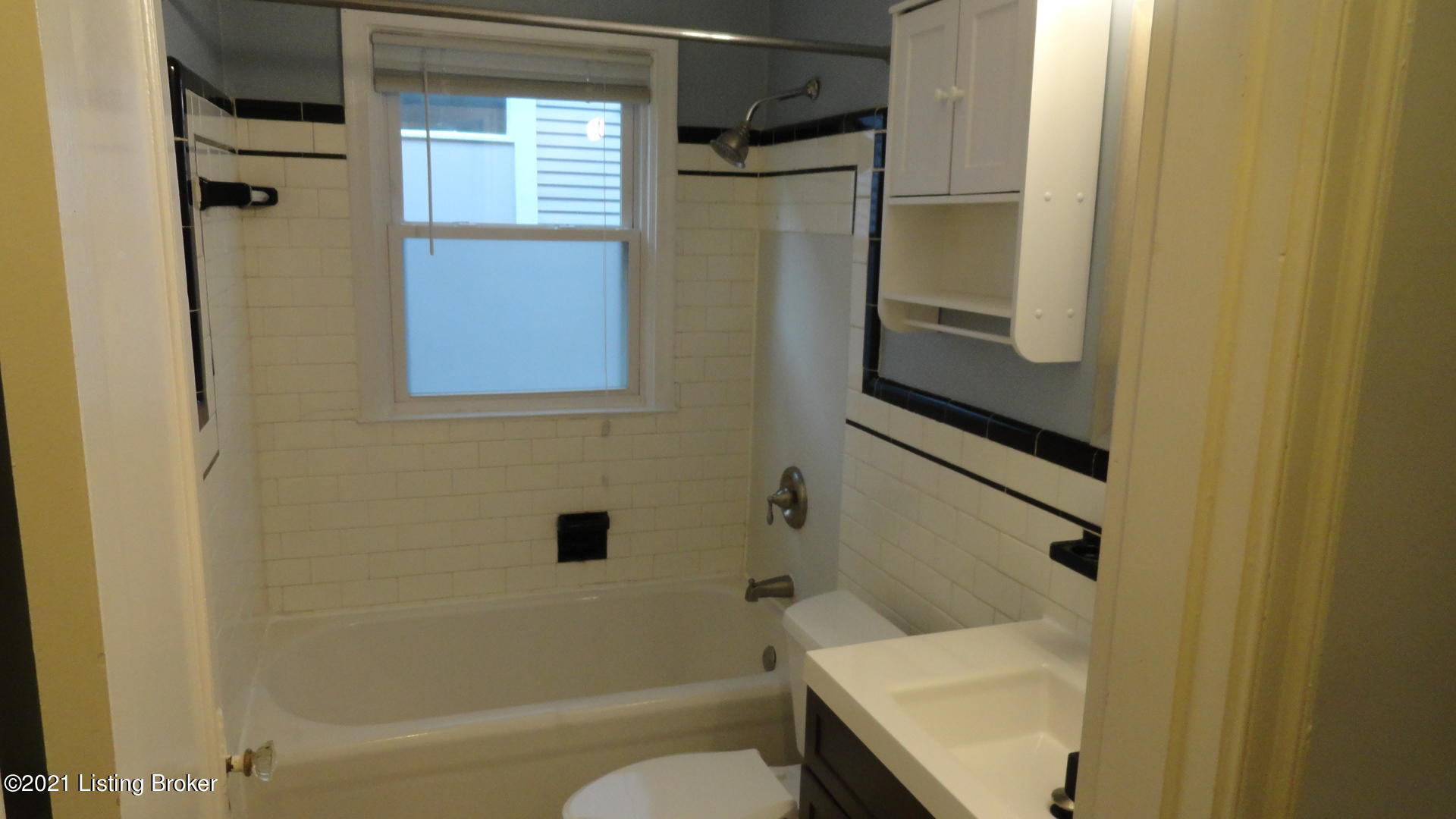 127 Kennedy Ave 2