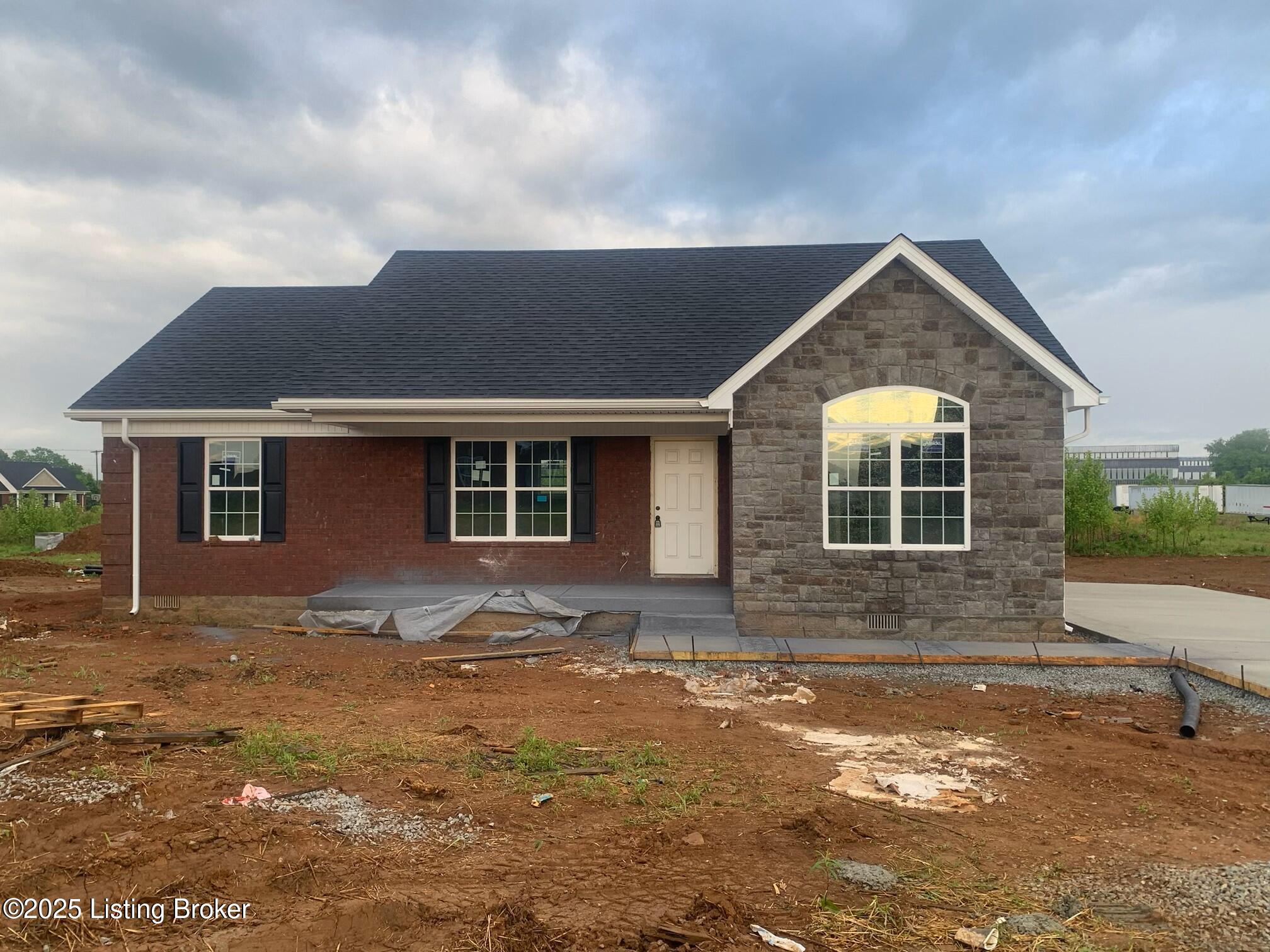 107 Augustine Ln