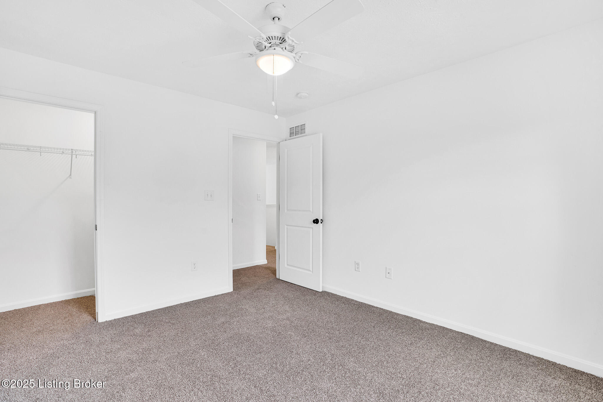 6103 Casper Dr