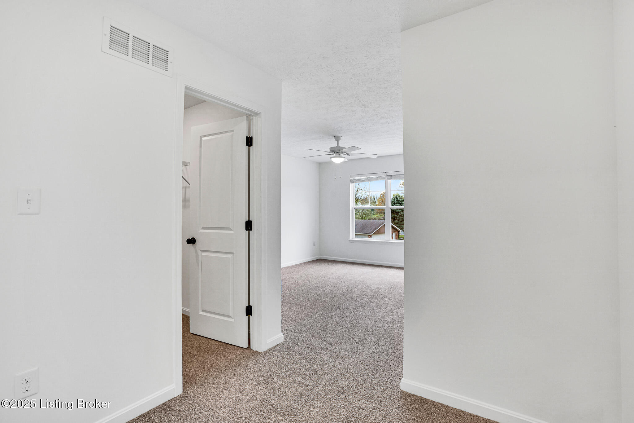 6103 Casper Dr