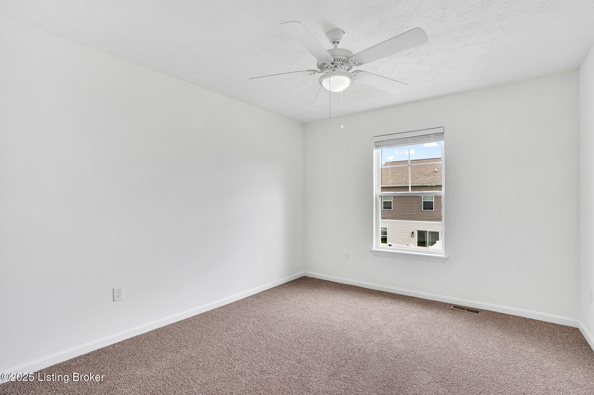 6103 Casper Dr
