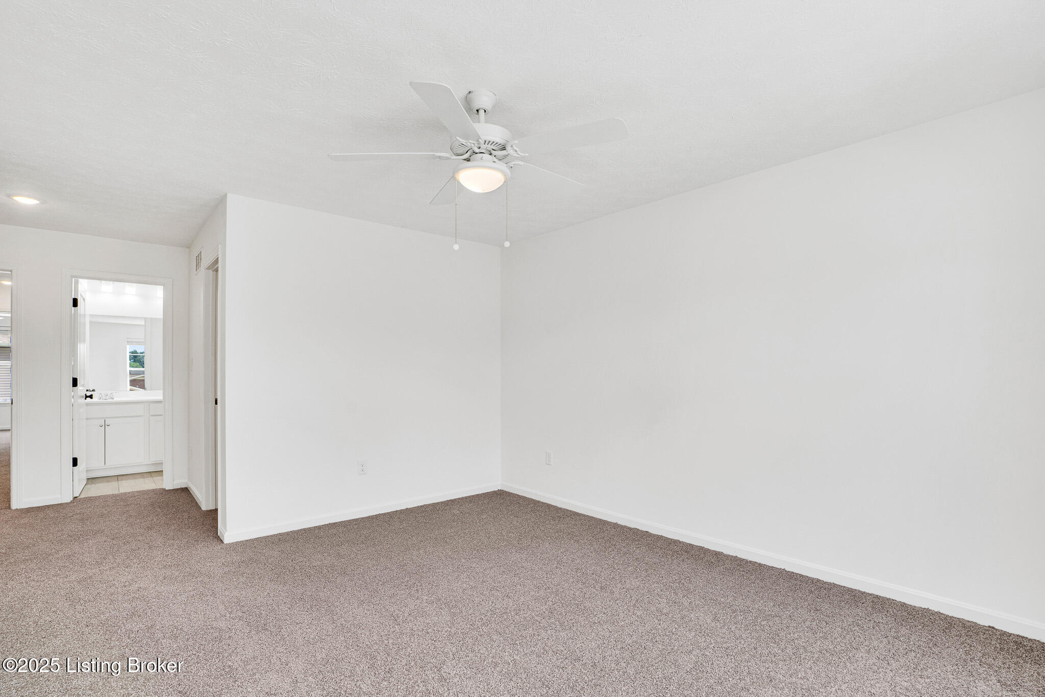 6103 Casper Dr
