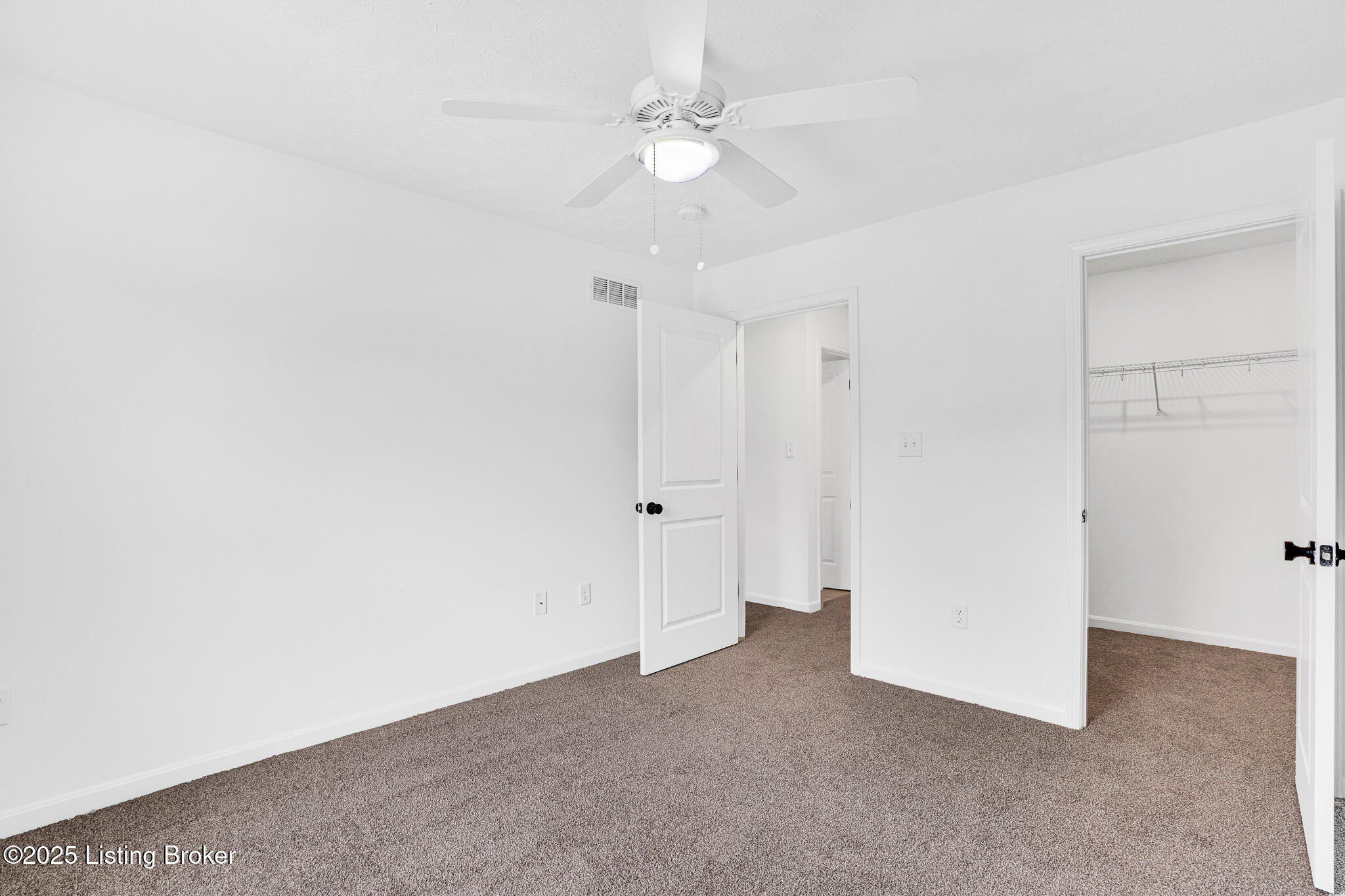 6103 Casper Dr