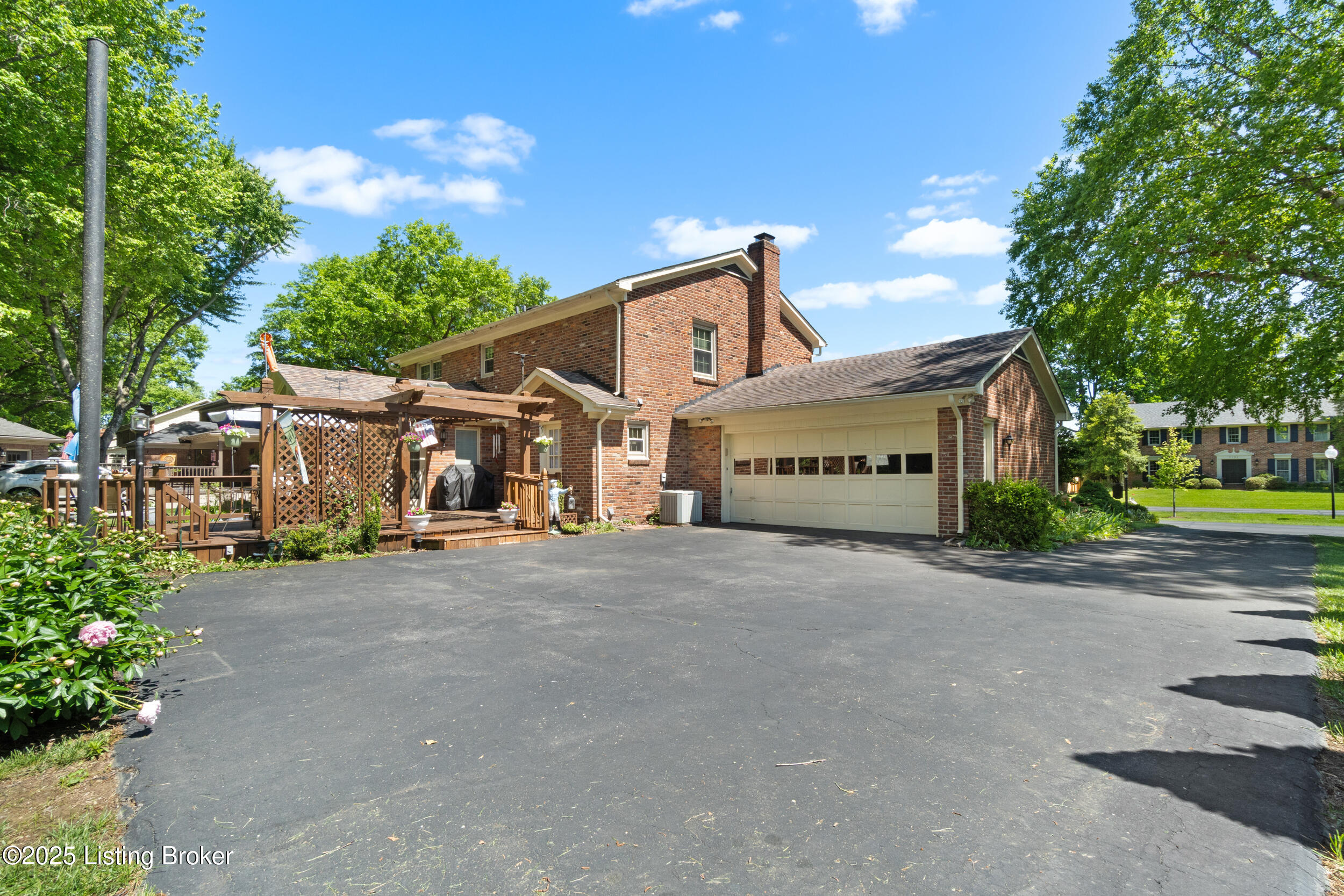 7103 Green Spring Dr