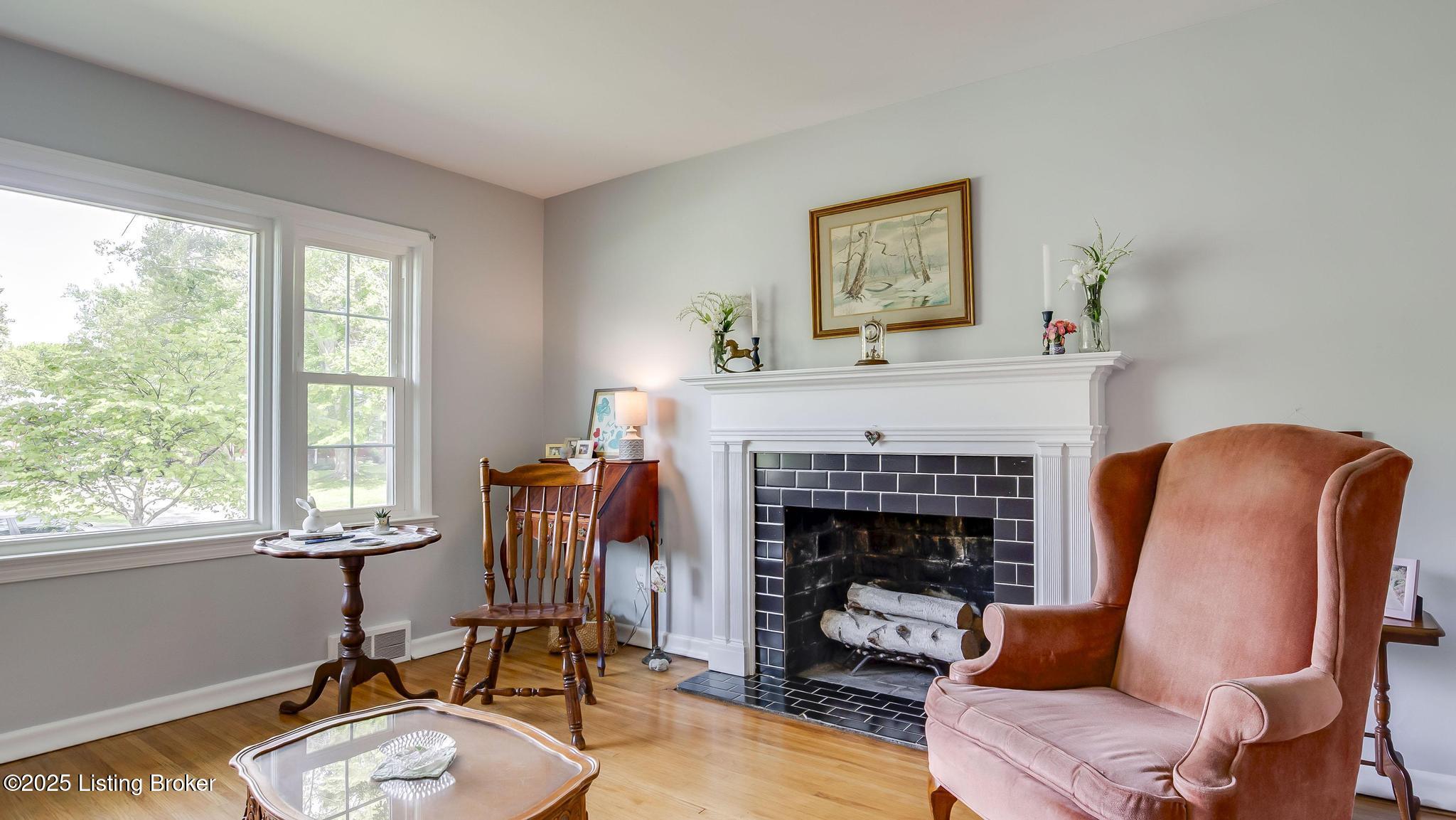 321 Bramton Rd