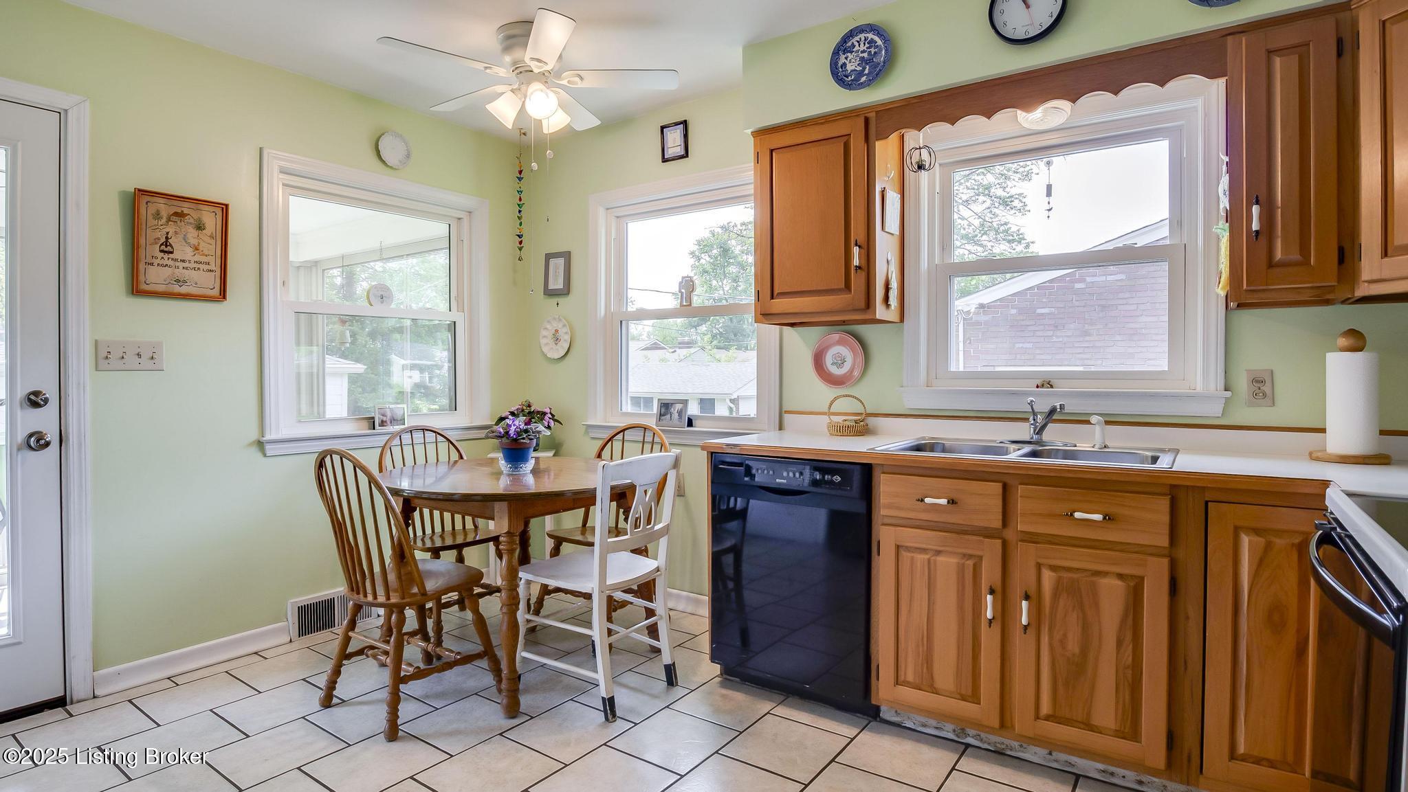 321 Bramton Rd