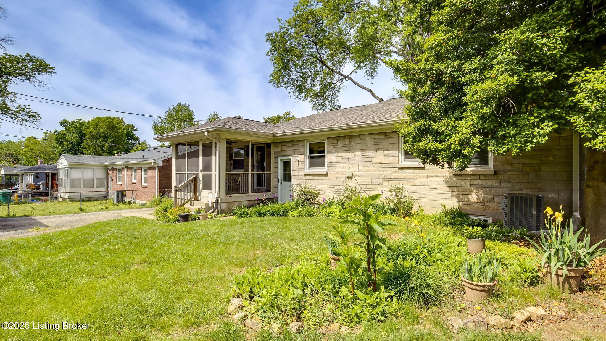 321 Bramton Rd