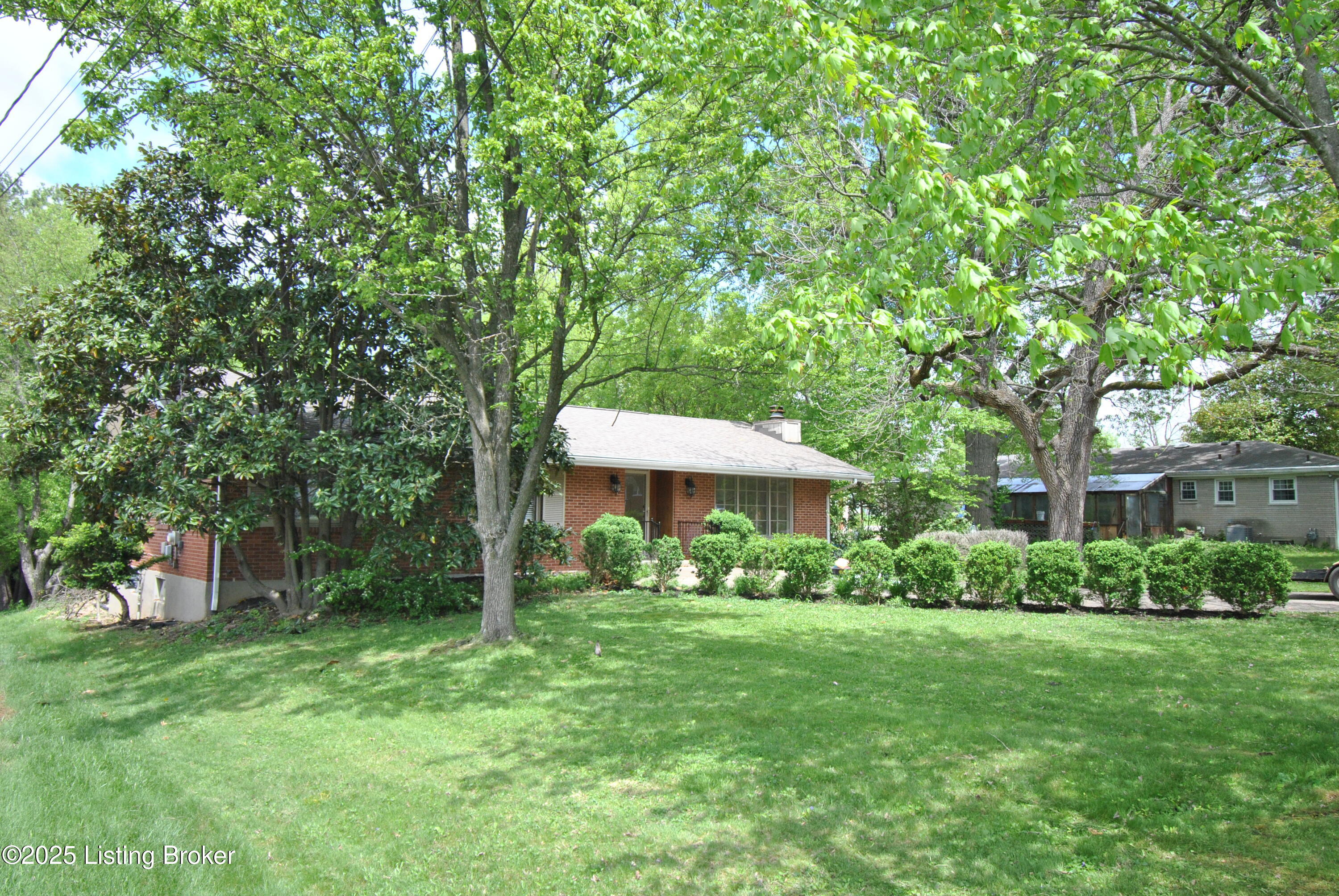 8105 Joyce Dr