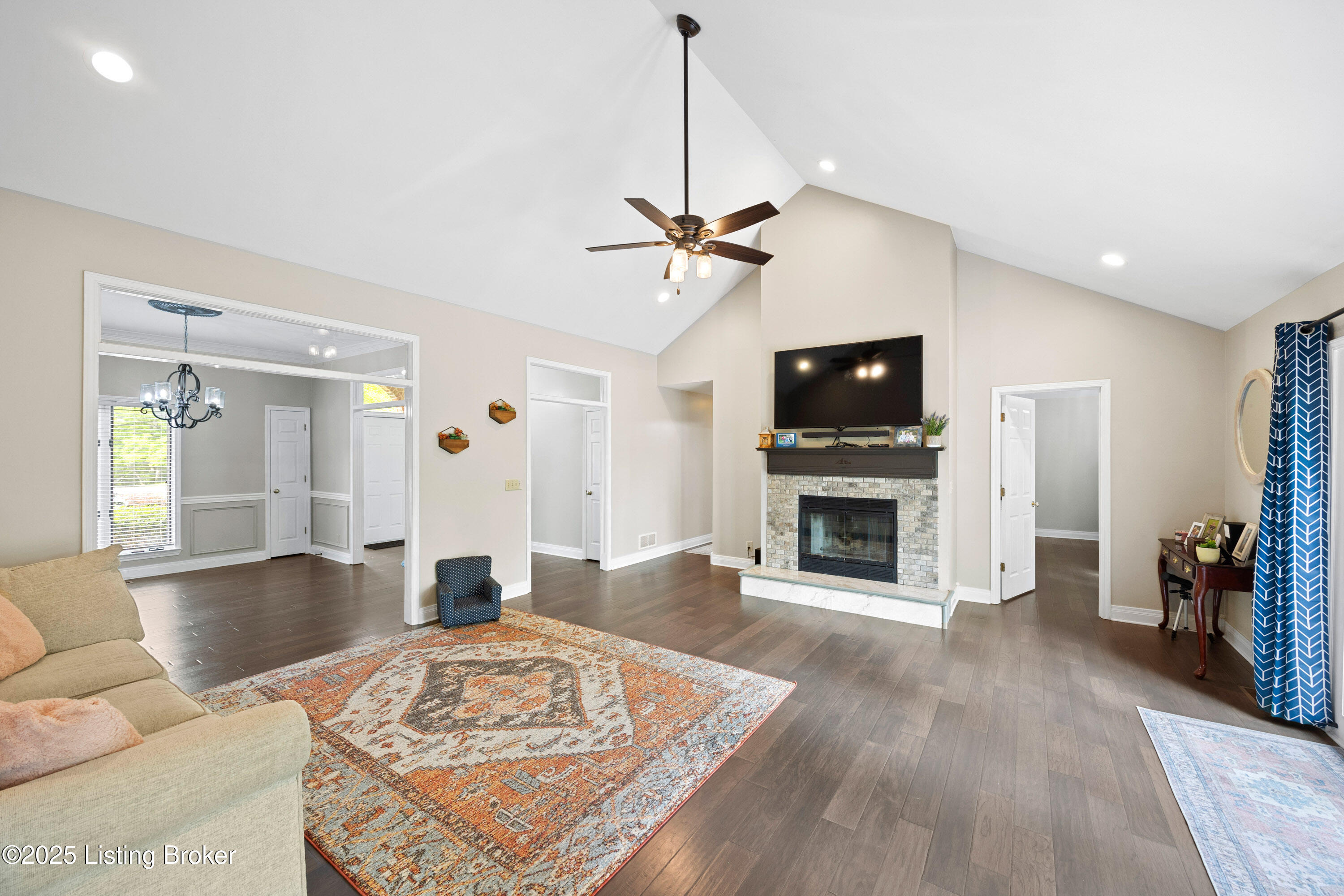 4424 Grand Cir