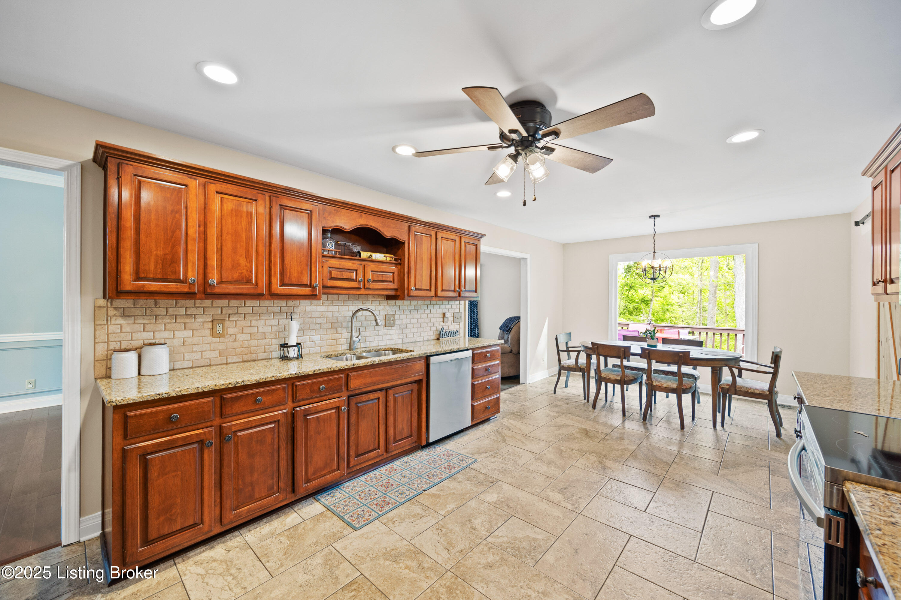 4424 Grand Cir