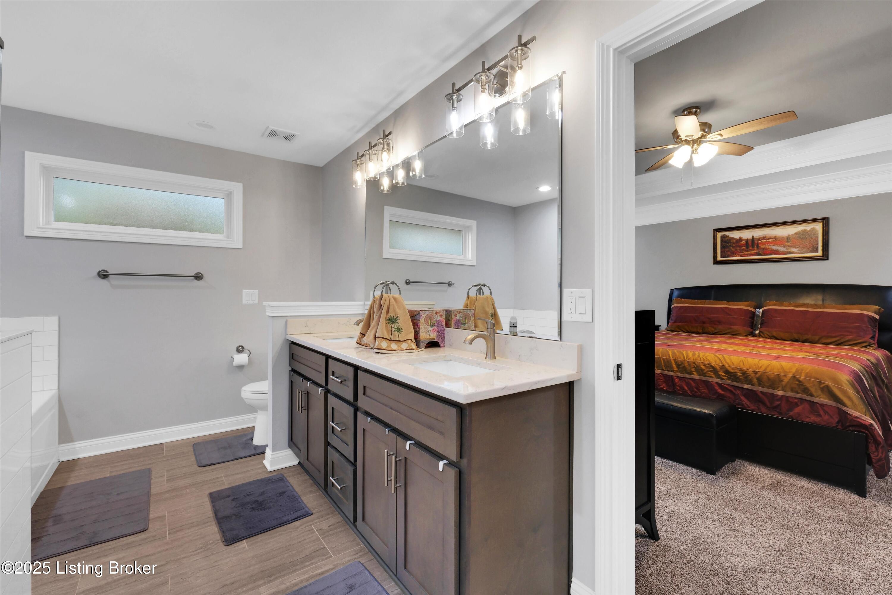 361 Williamsburg Dr
