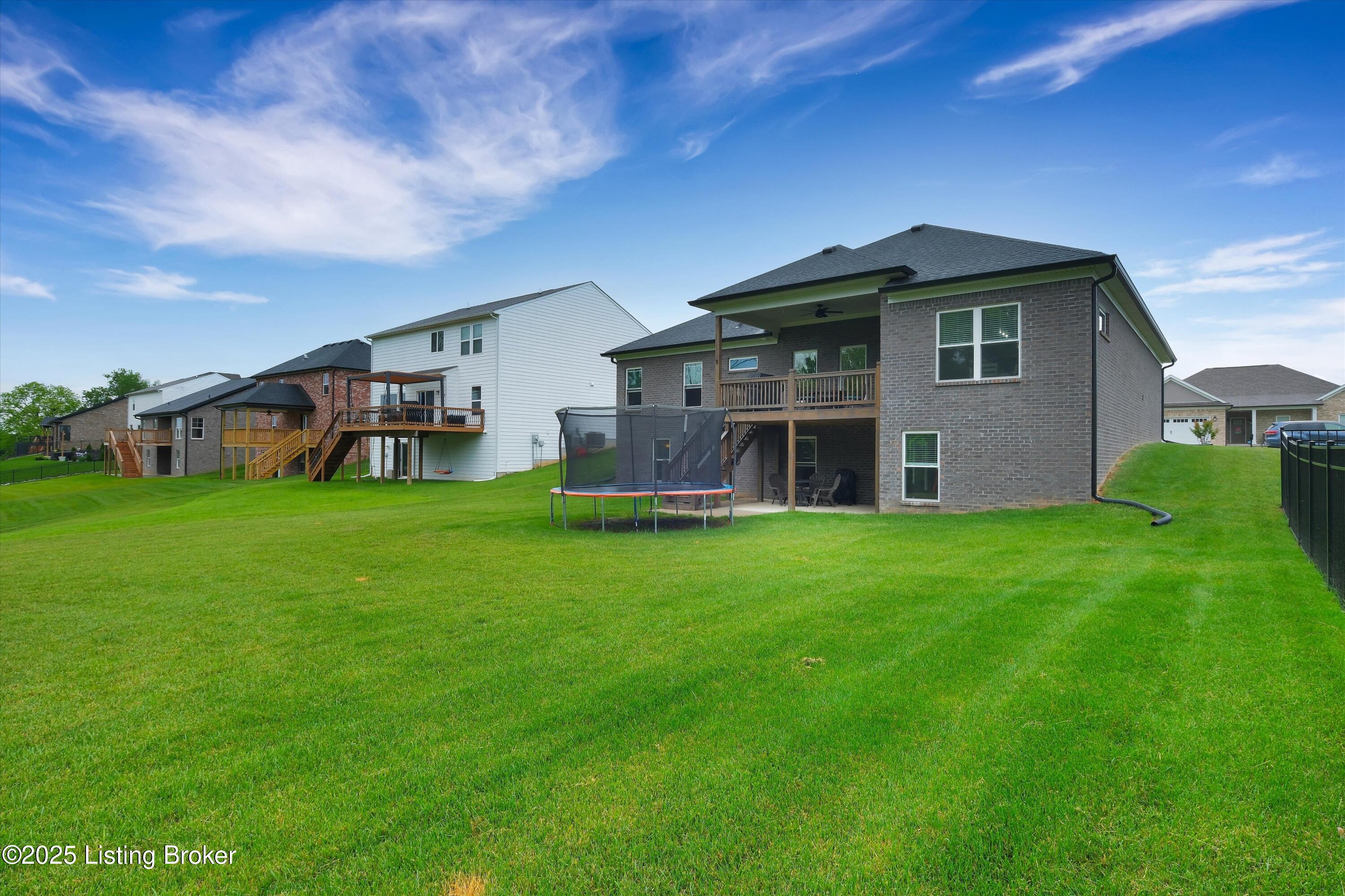 361 Williamsburg Dr
