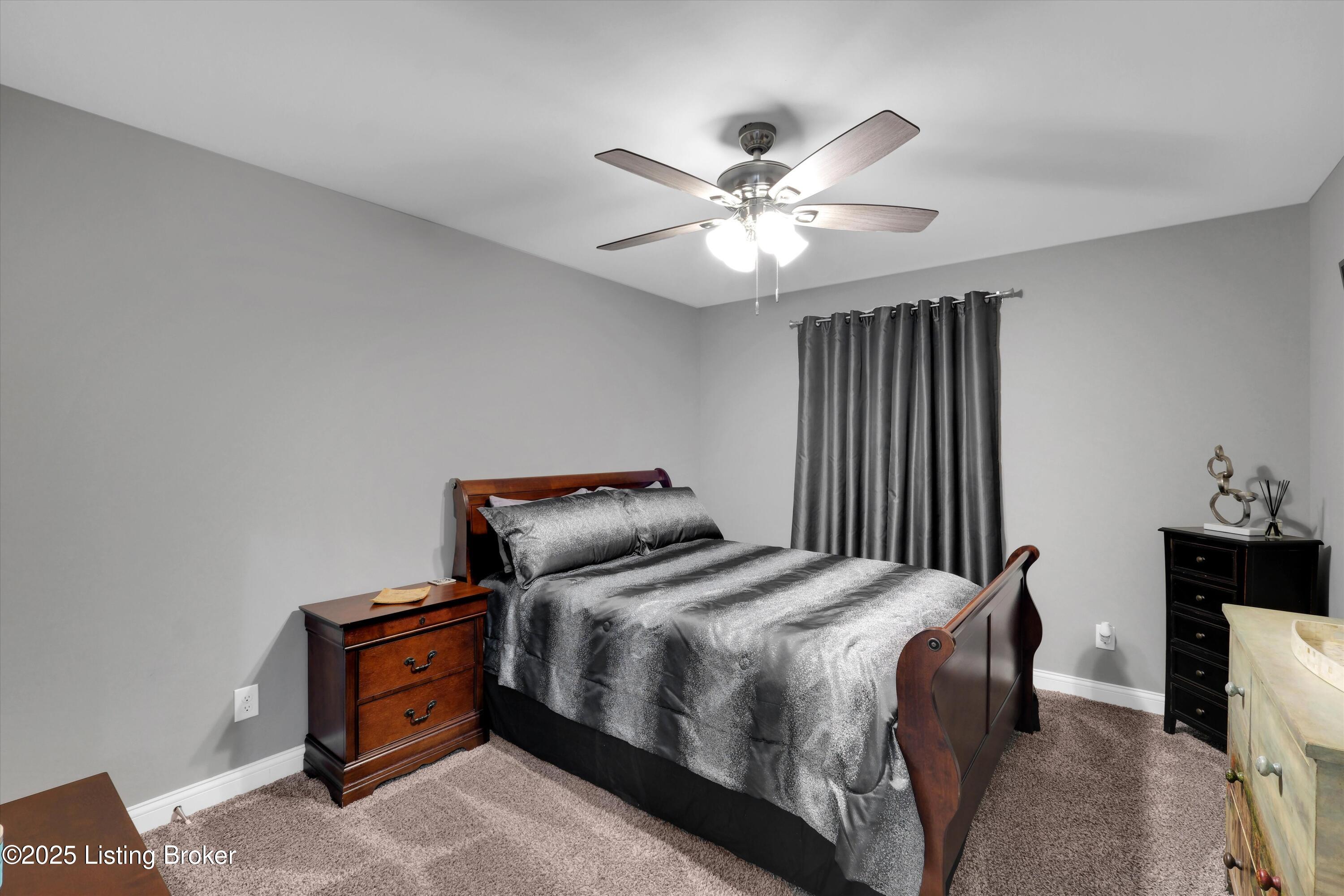 361 Williamsburg Dr