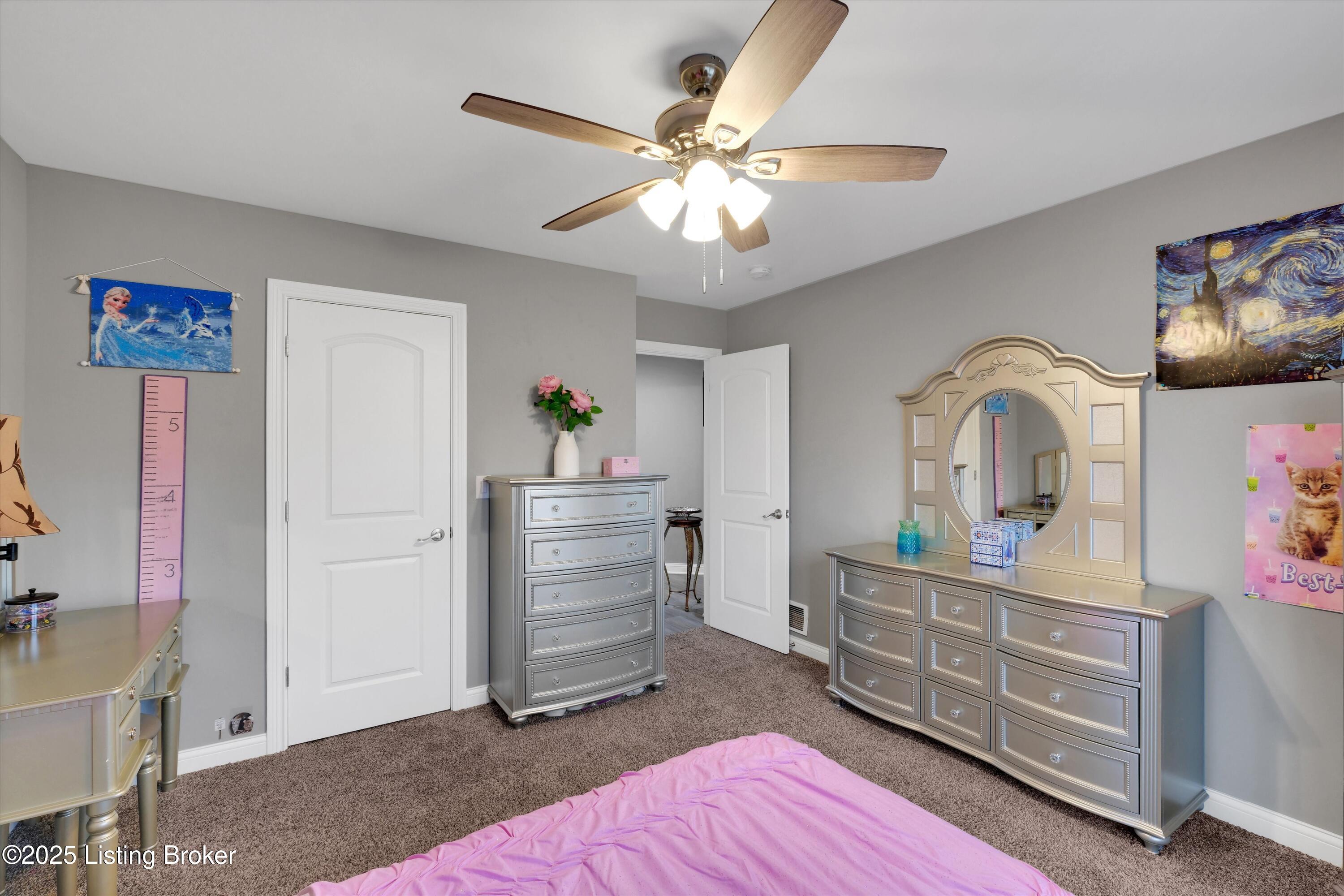 361 Williamsburg Dr