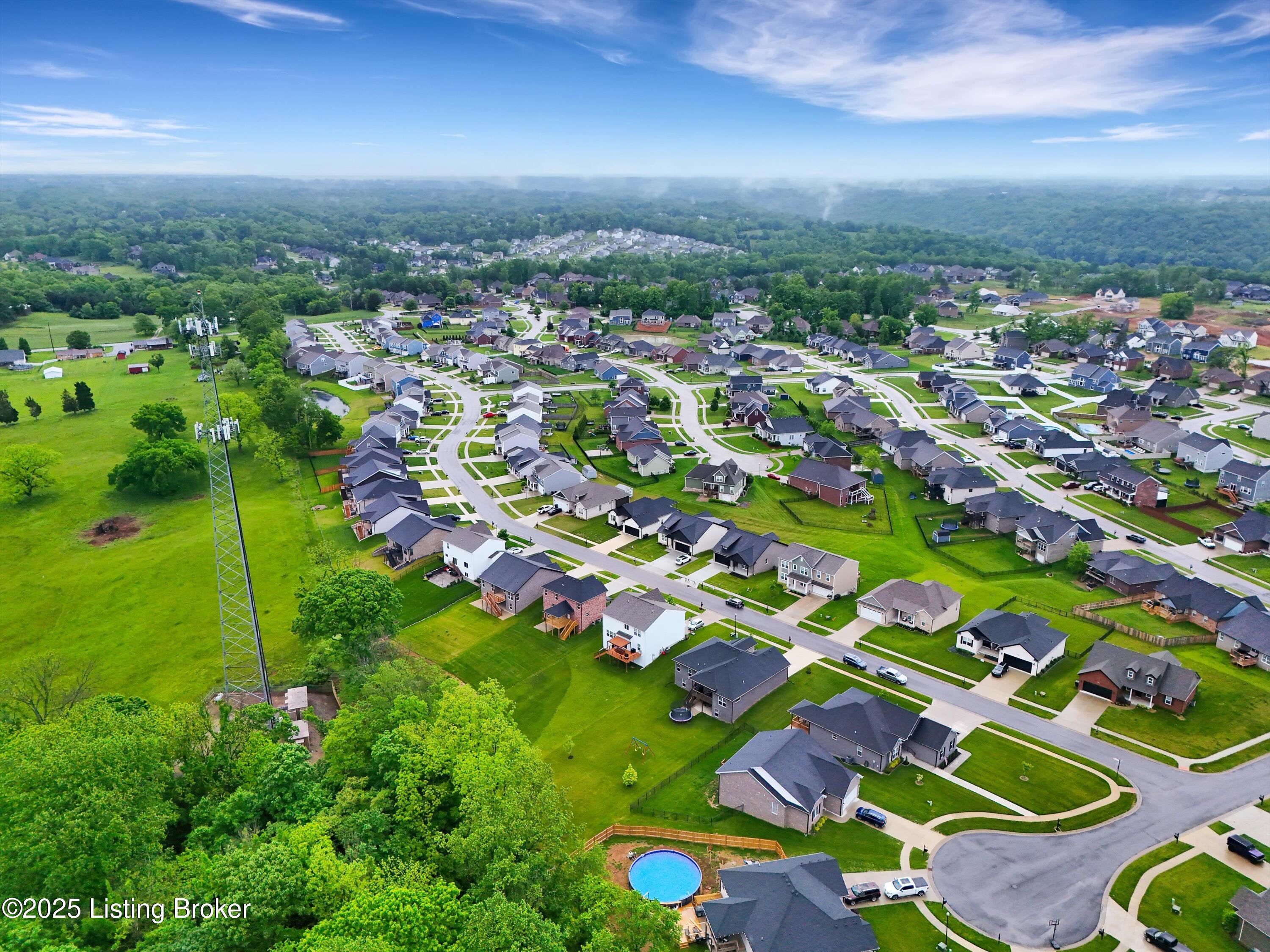 361 Williamsburg Dr
