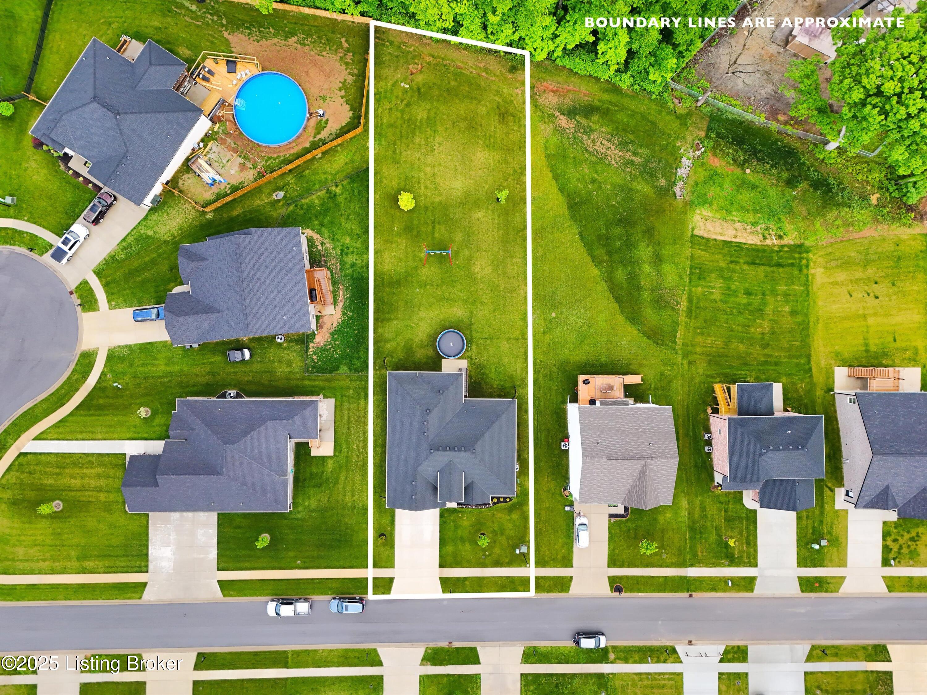 361 Williamsburg Dr