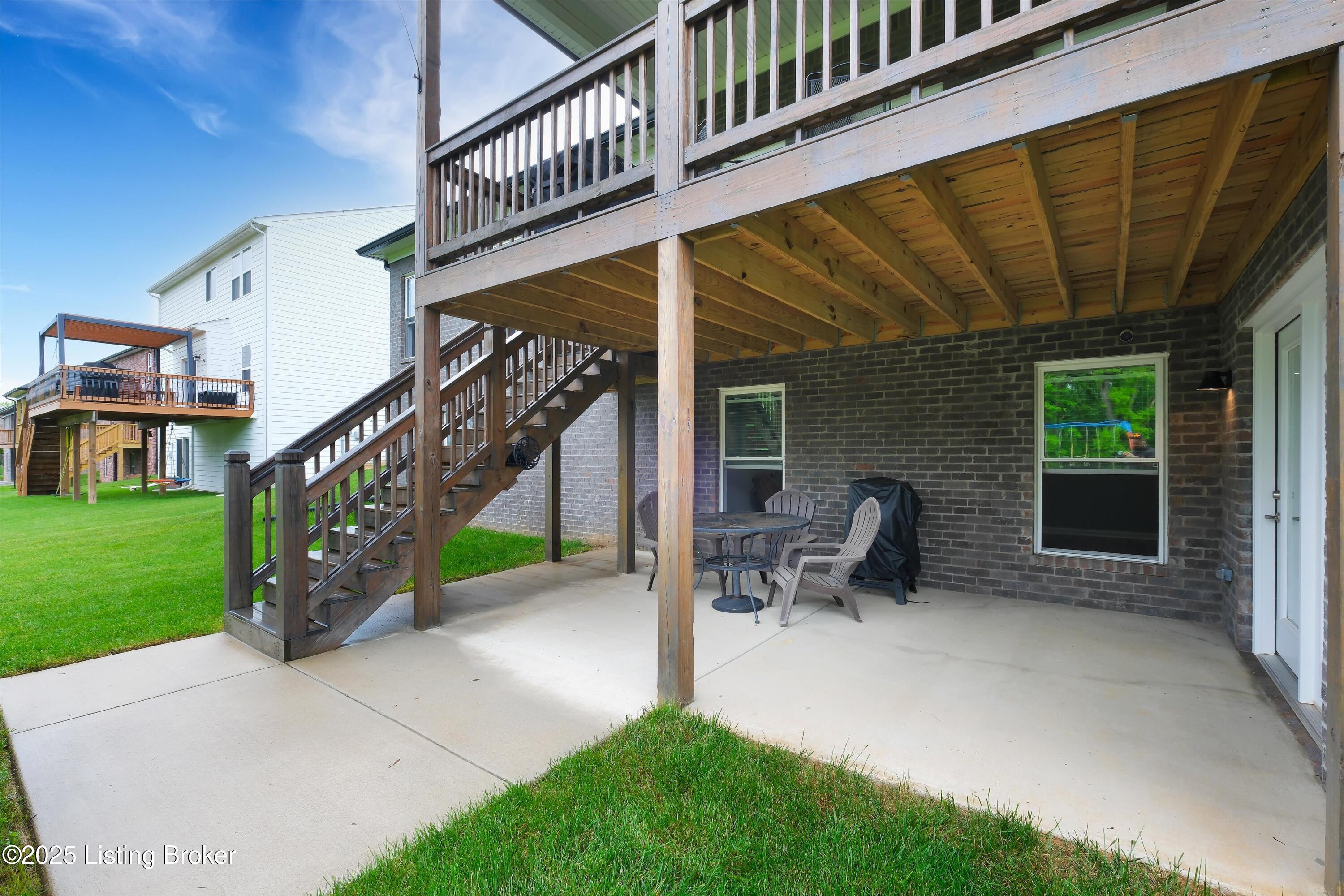 361 Williamsburg Dr